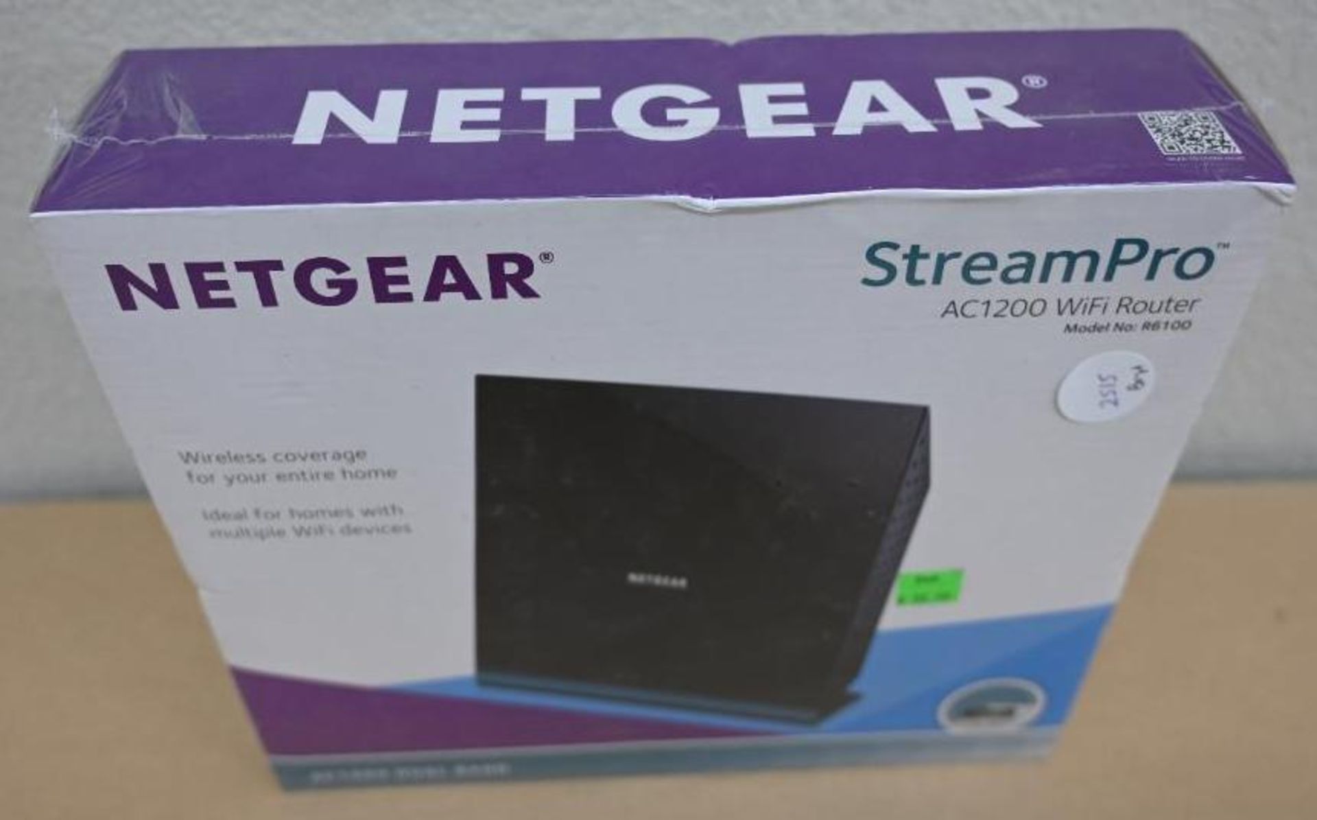 New NETGEAR Stream Pro AC1200 Wi-Fi Router - Image 3 of 5