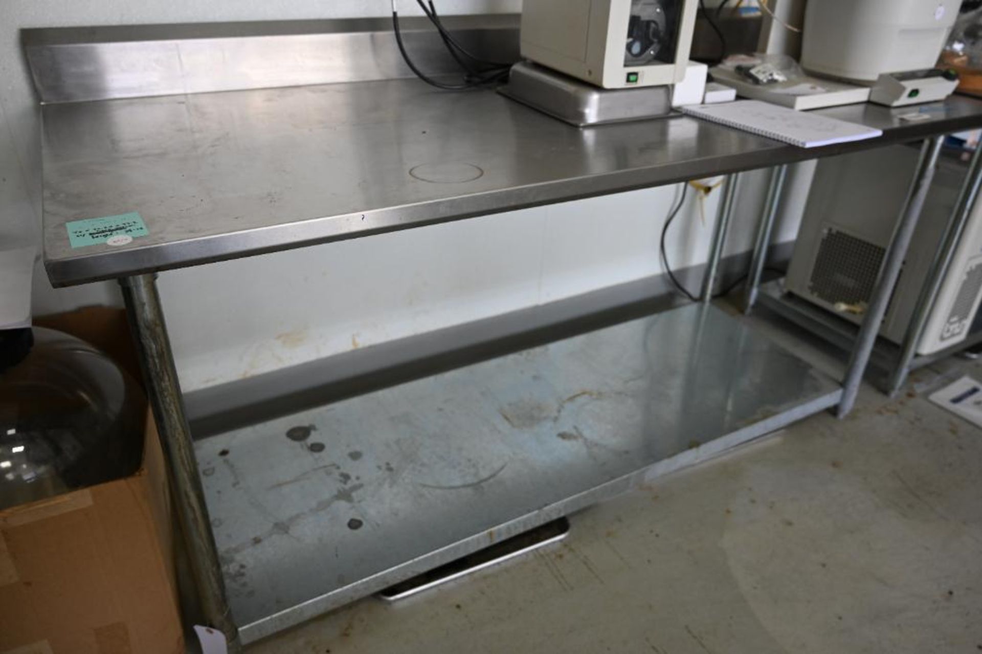 72" x 30.25" x 34.5" Stainless Steel Table with Backsplash - Image 4 of 5