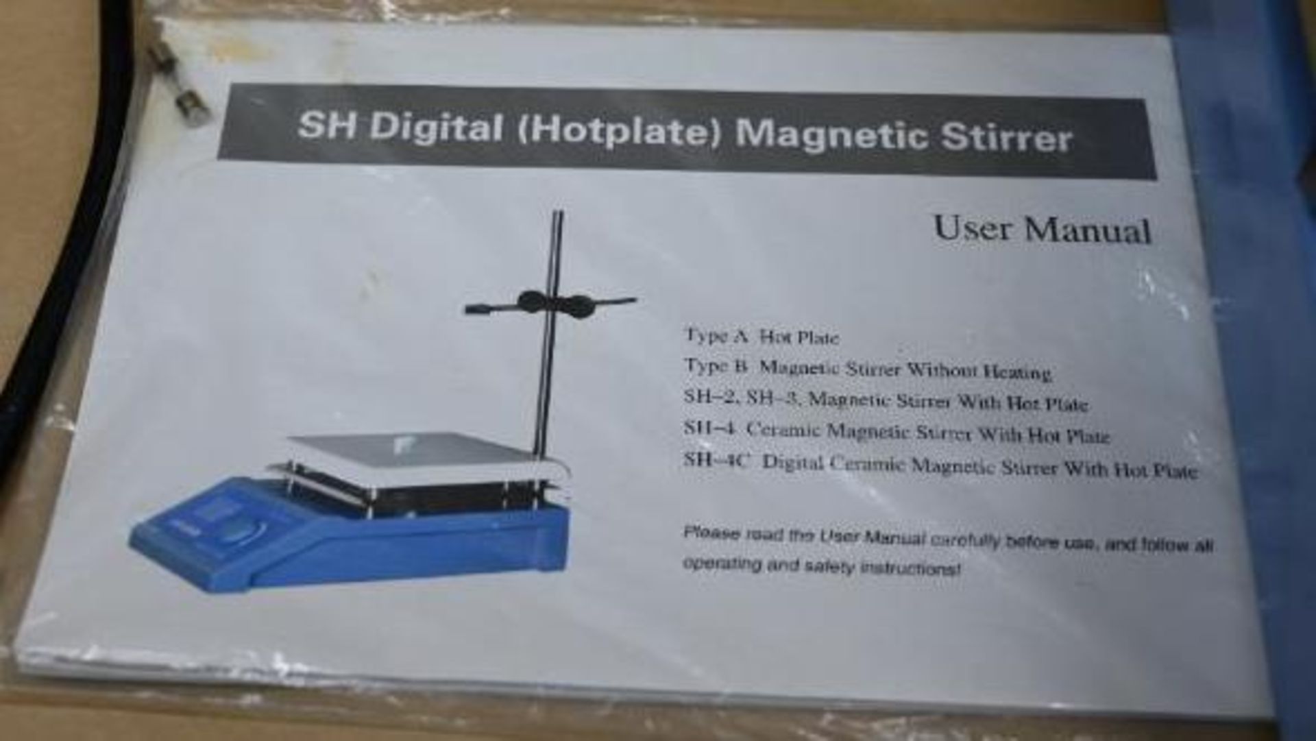 SH Digital Hot Plate Magnetic Stirrer - Image 4 of 9