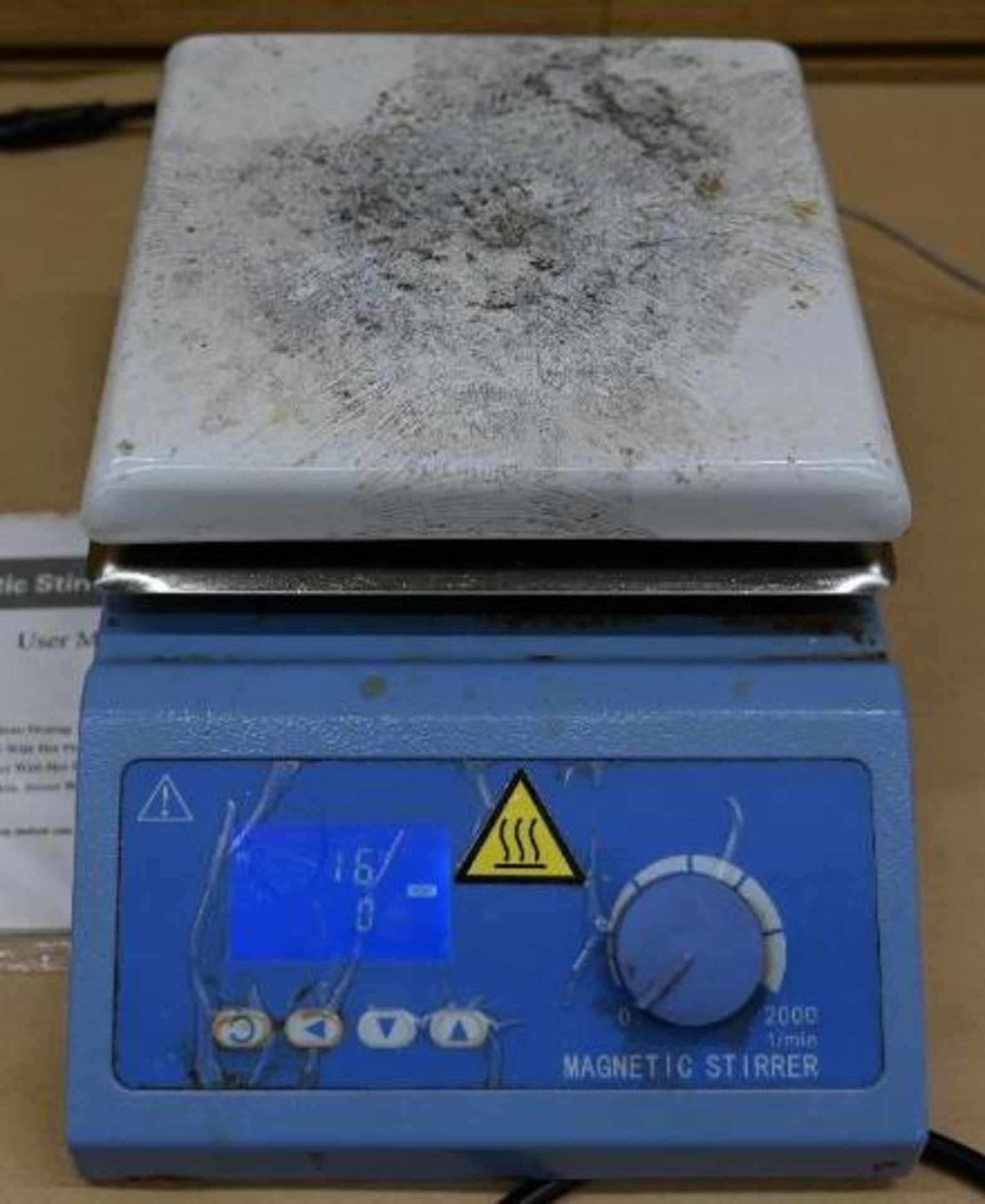 SH Digital Hot Plate Magnetic Stirrer - Image 3 of 9