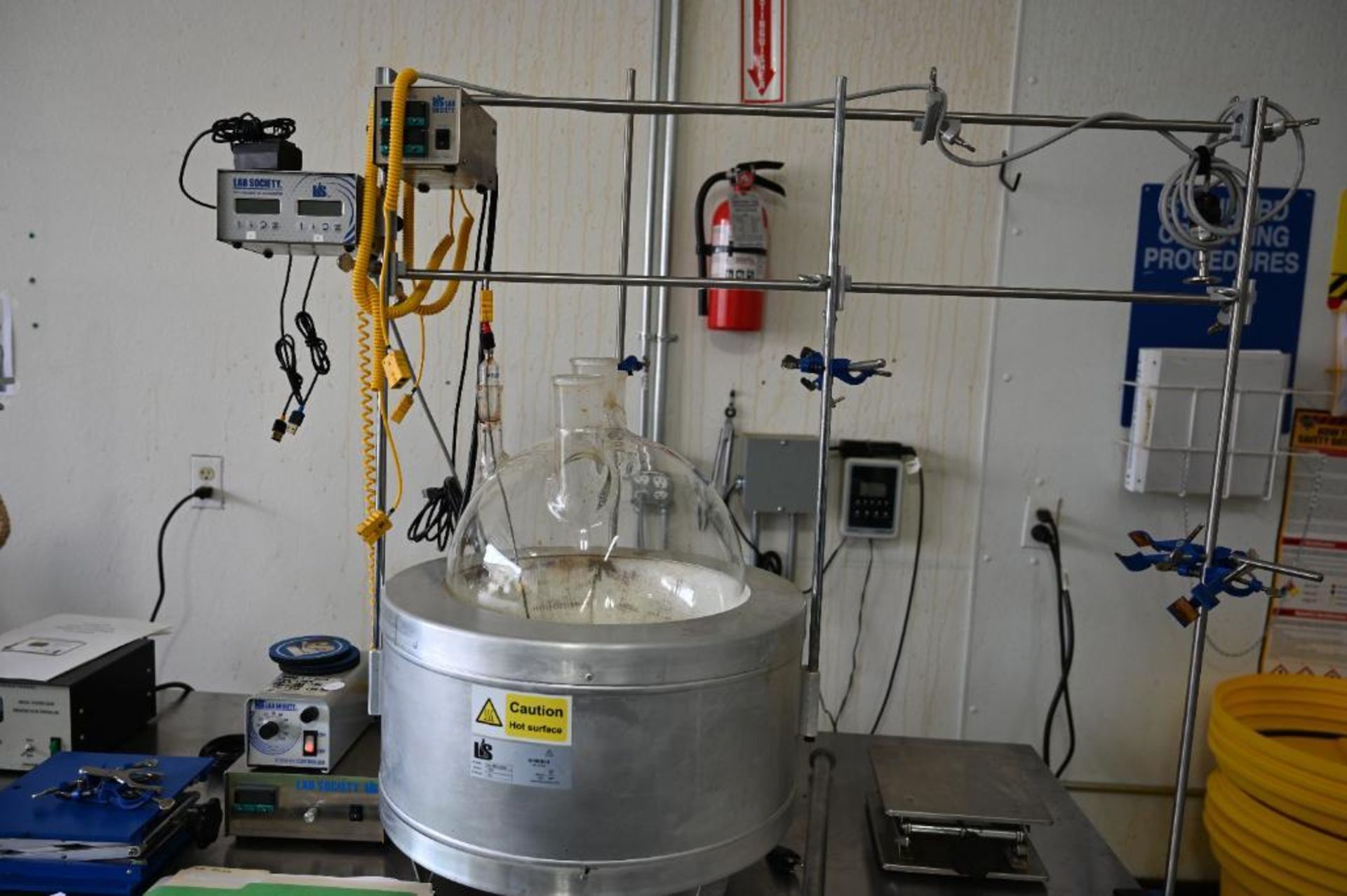 Lab Society 20 Liter Executive Short Path Distillation System (Full Bore) - Image 4 of 18