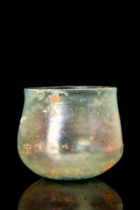 ROMAN GLASS BEAKER