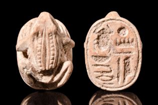 EGYPTIAN STEATITE FROG AMULET WITH THUTMOSE III CARTOUCHE