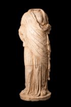 ROMAN MARBLE STATUE OF A WOMAN