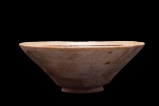 SAMANID POTTERY BOWL WITH CALLIGRAPHY