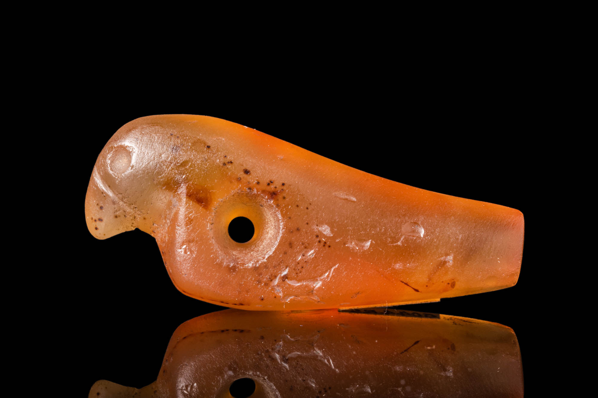 NEAR EASTERN CARNELIAN BIRD SHAPED BEAD - Image 3 of 3