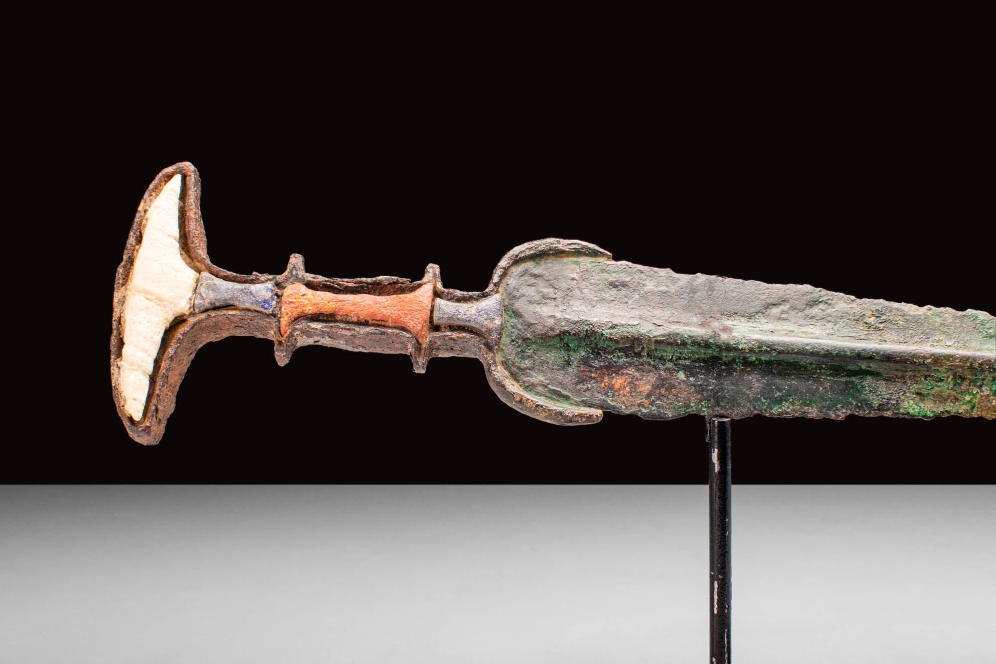 WESTERN ASIATIC BRONZE SWORD - Image 2 of 2