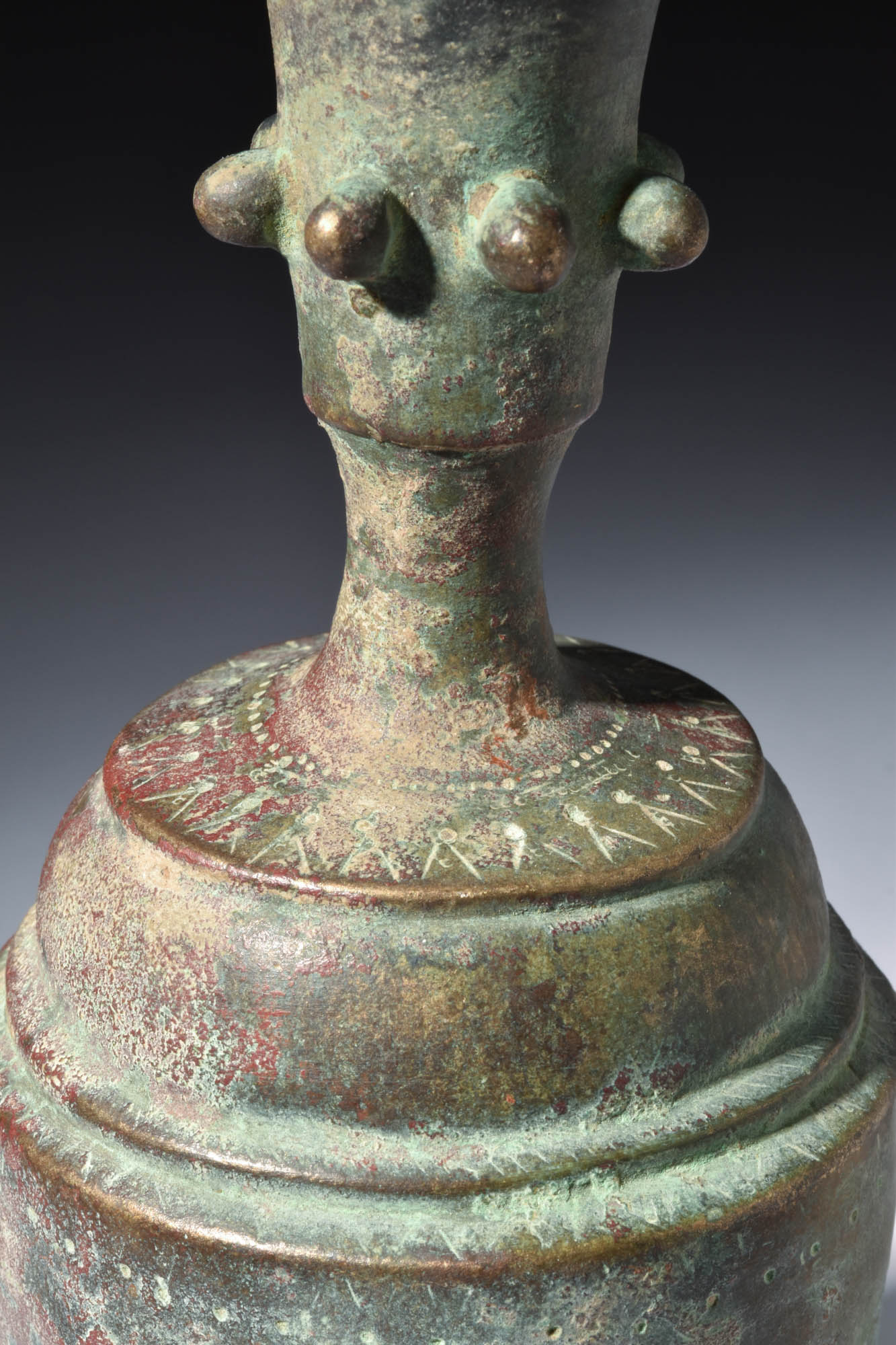 ABBASID BRONZE SPRINKLER BOTTLE - Image 4 of 4