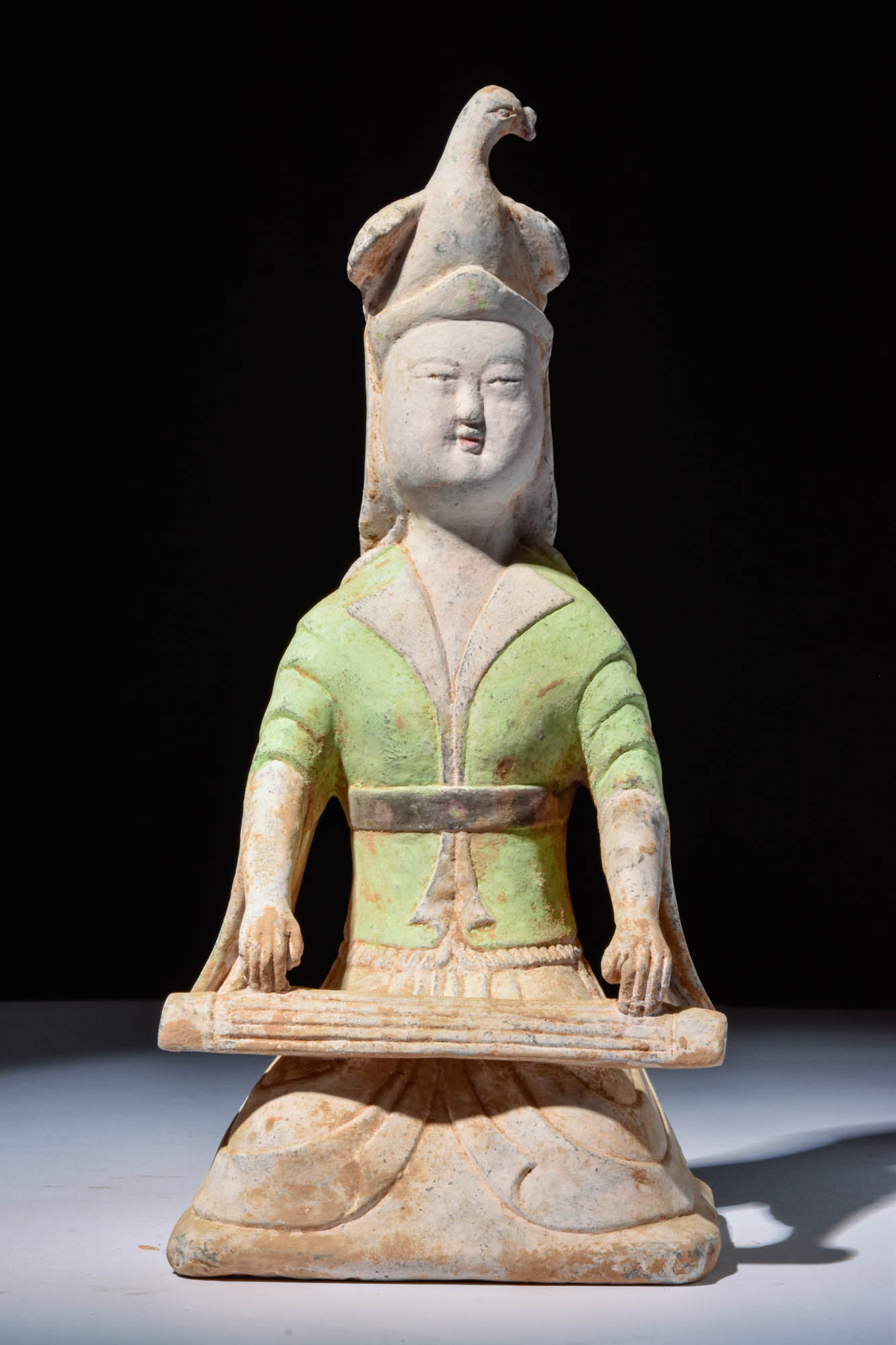 CHINESE TANG DYNASTY TERRACOTTA FEMALE MUSICIAN - TL TESTED - Image 2 of 5