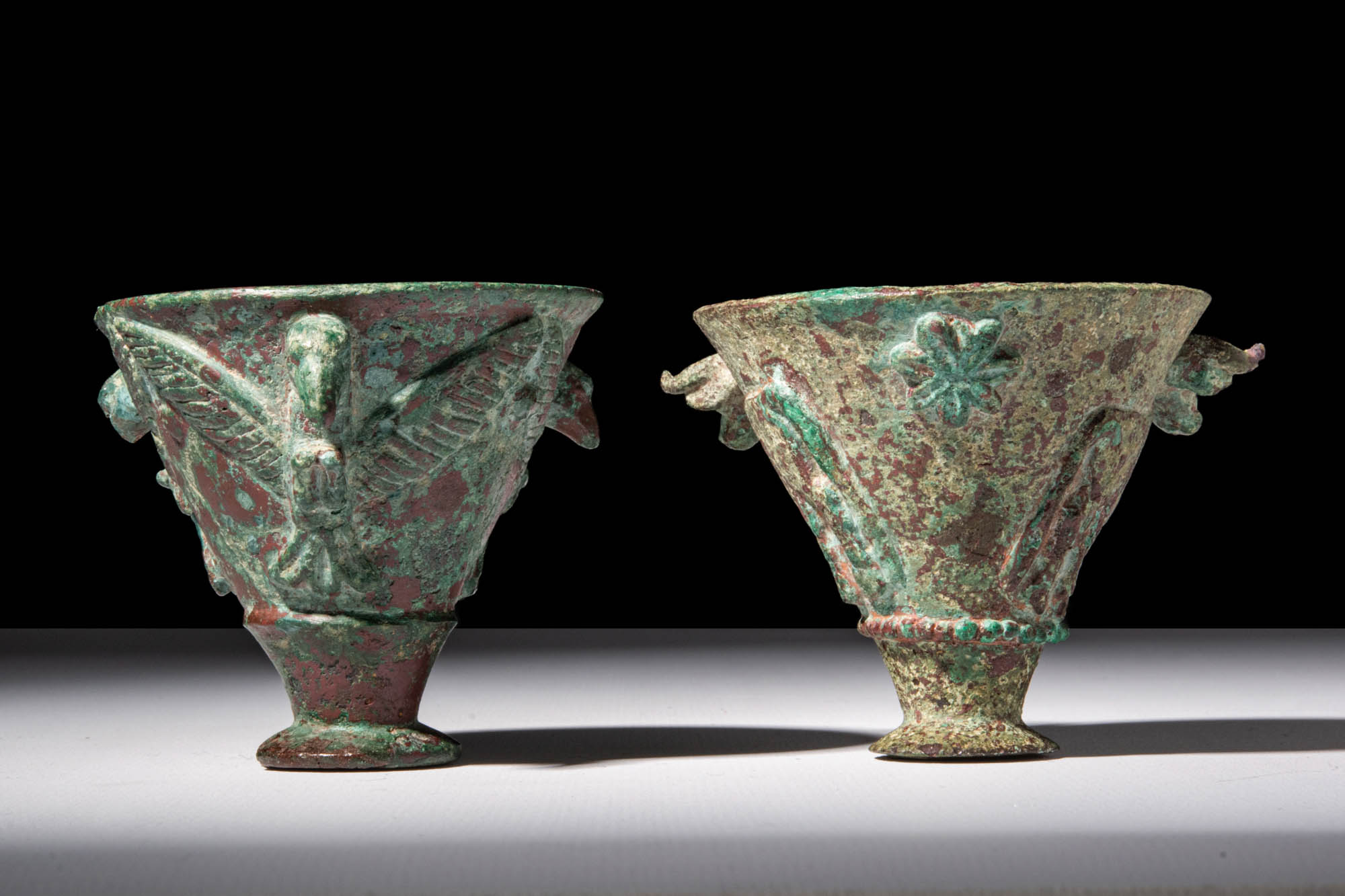 SUMERIAN COPPER DECORATED CUPS WITH ANIMAL PROTOMES - Image 2 of 4