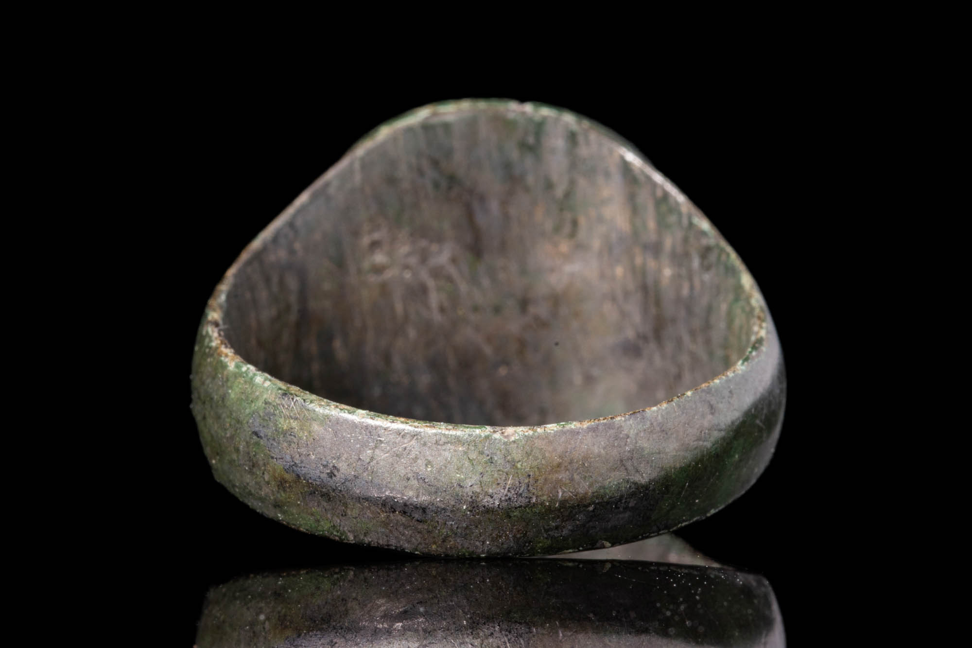 CRUSADERS BRONZE RING WITH STAR OF BETHLEHEM - Image 4 of 4