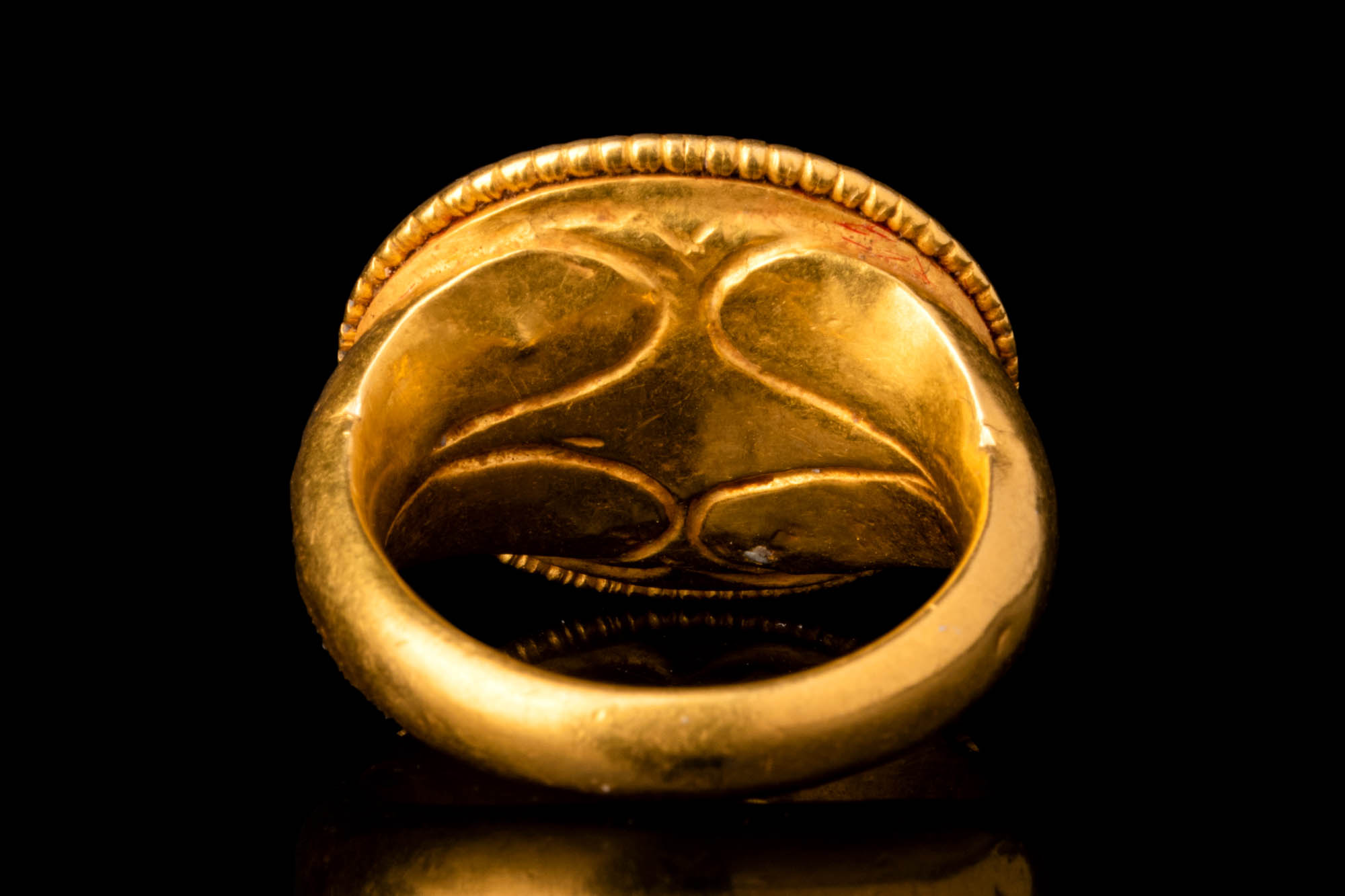 ROMAN GOLD RING WITH MEDUSA HEAD CAMEO - Image 7 of 7