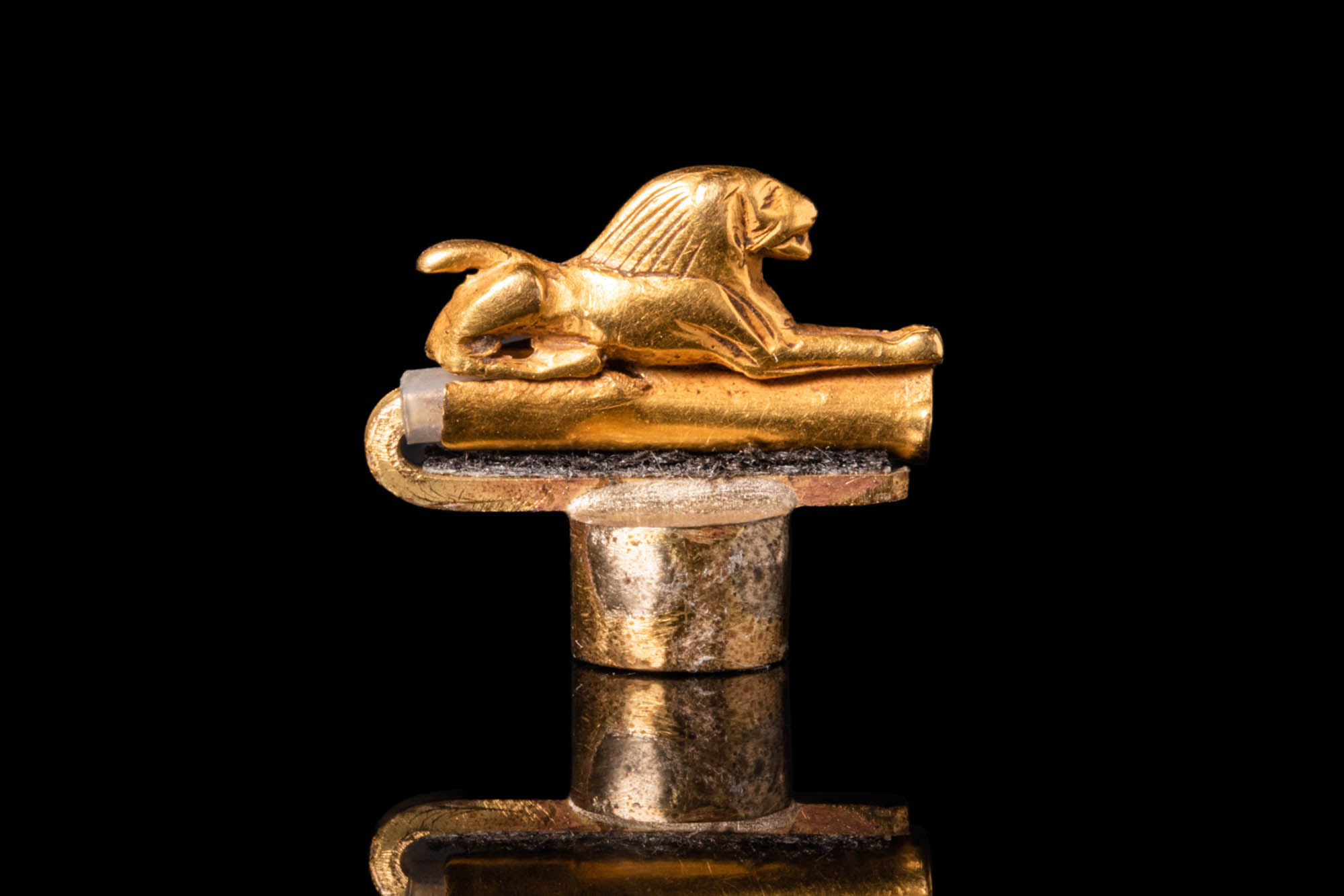 EGYPTIAN GOLD BEAD WITH RECUMBENT LION