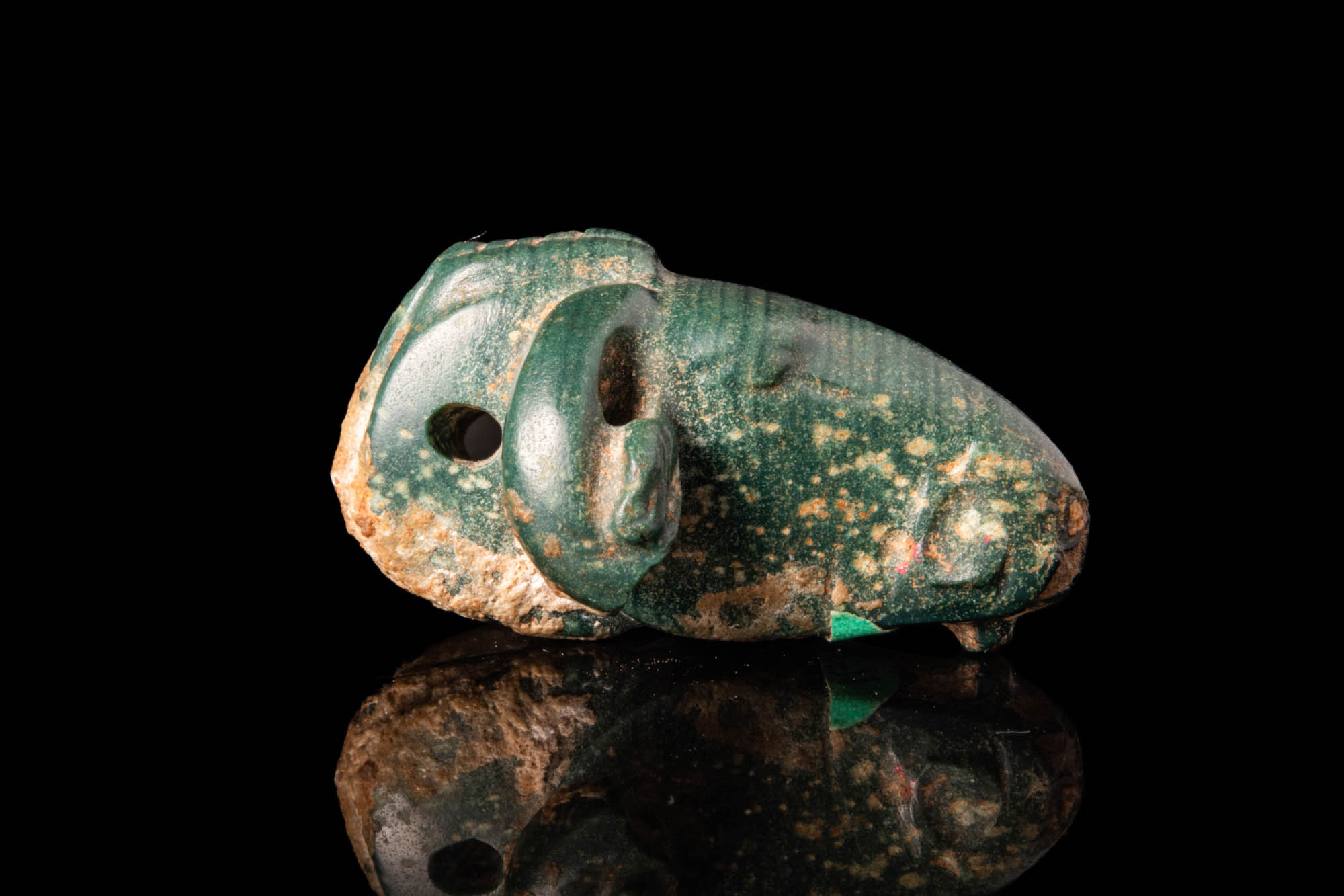 EGYPTIAN GREEN STONE RAM'S HEAD AMULET - Image 2 of 3