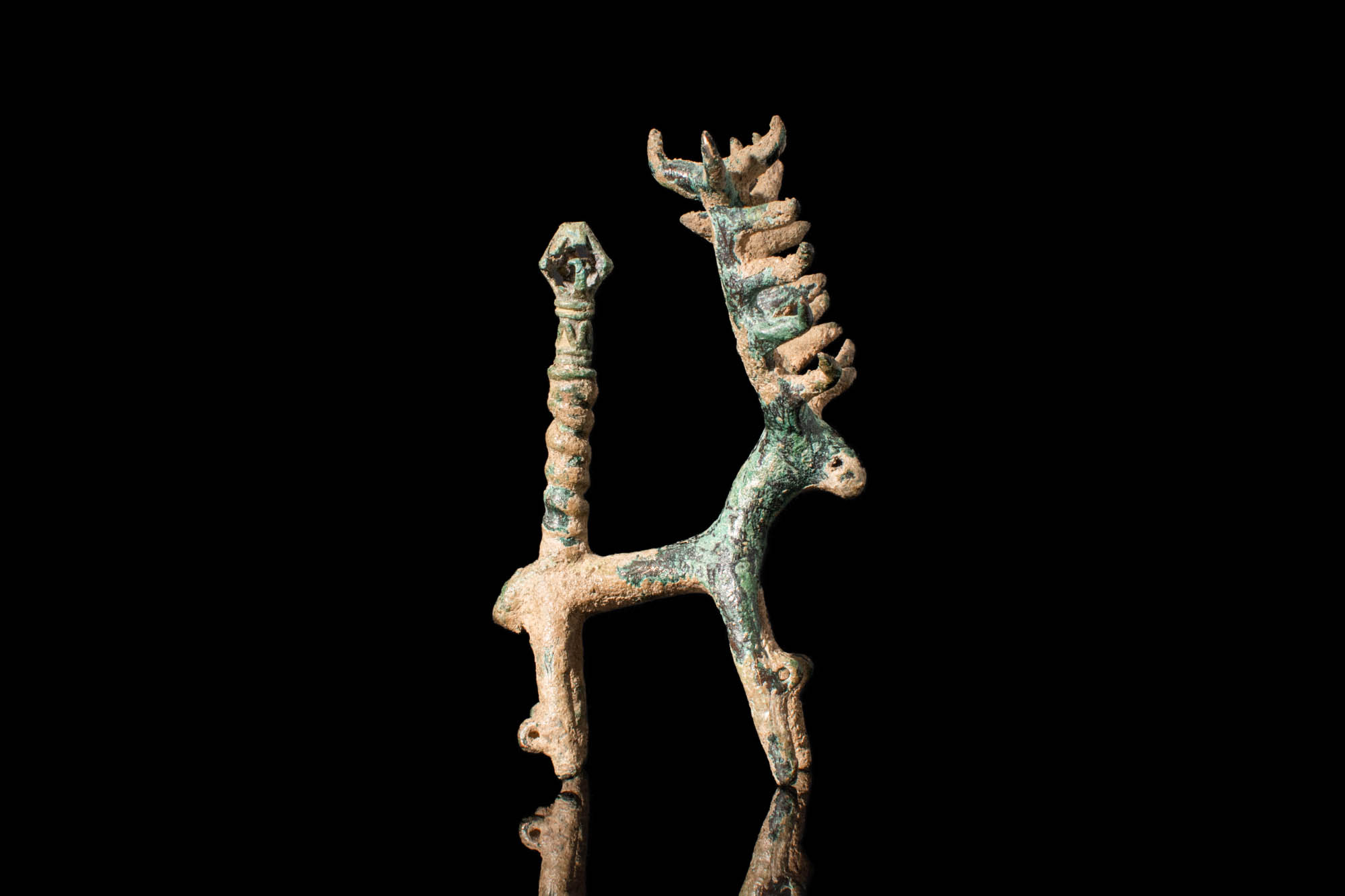 WESTERN ASIATIC BRONZE STAG FIGURINE - Image 2 of 5