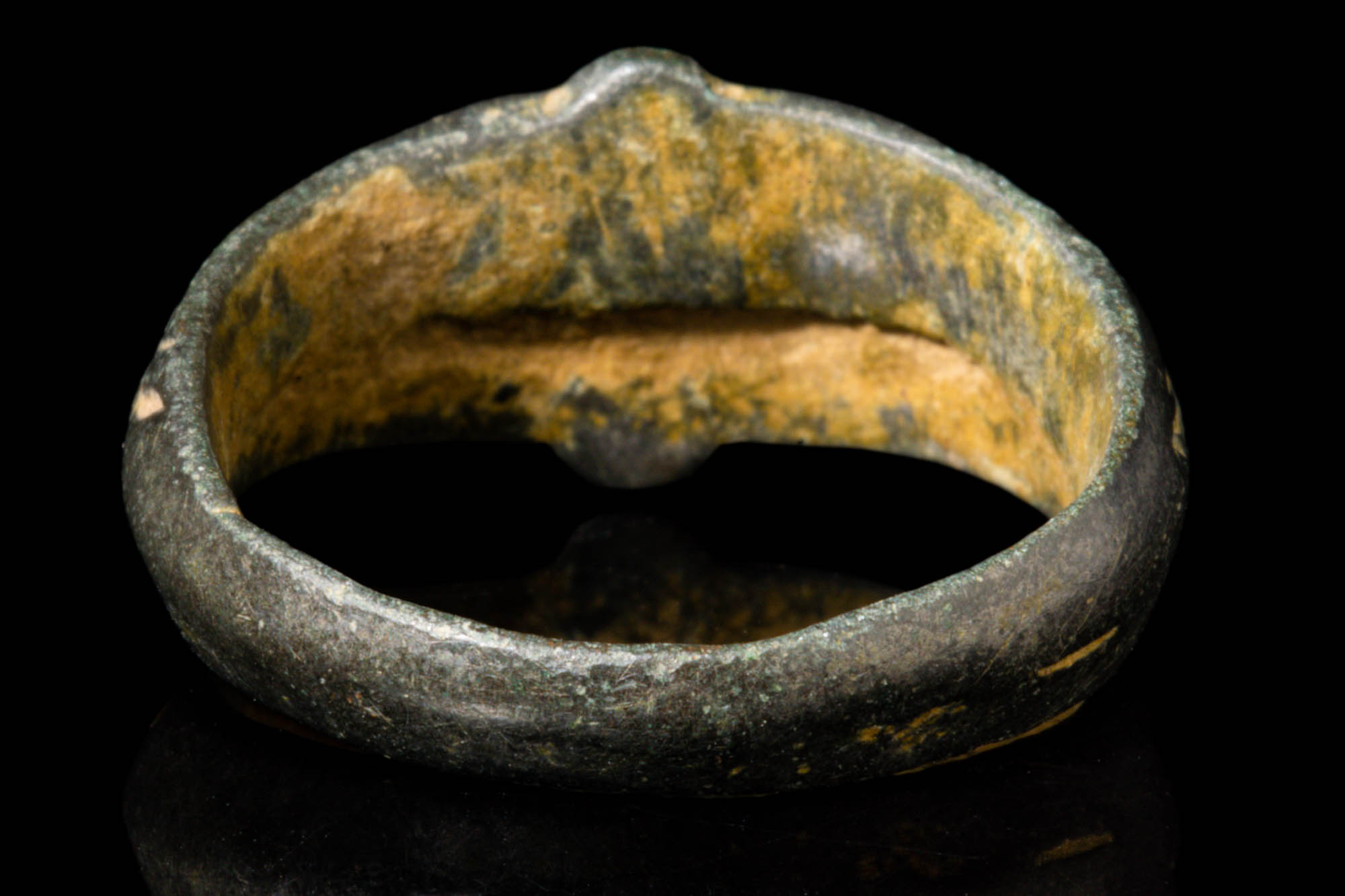MEDIEVAL BRONZE RING WITH INSCRIPTION - Image 4 of 4