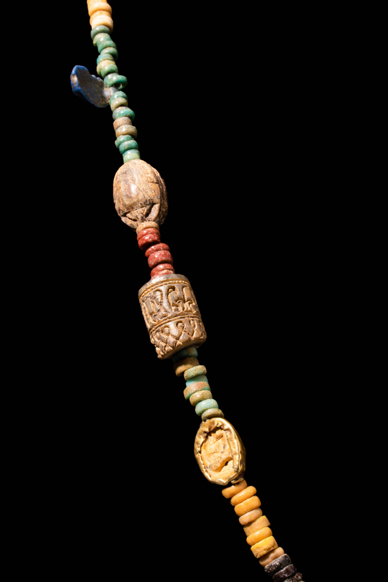EGYPTIAN FAIENCE NECKLACE WITH RARE SCARABS - Image 7 of 8