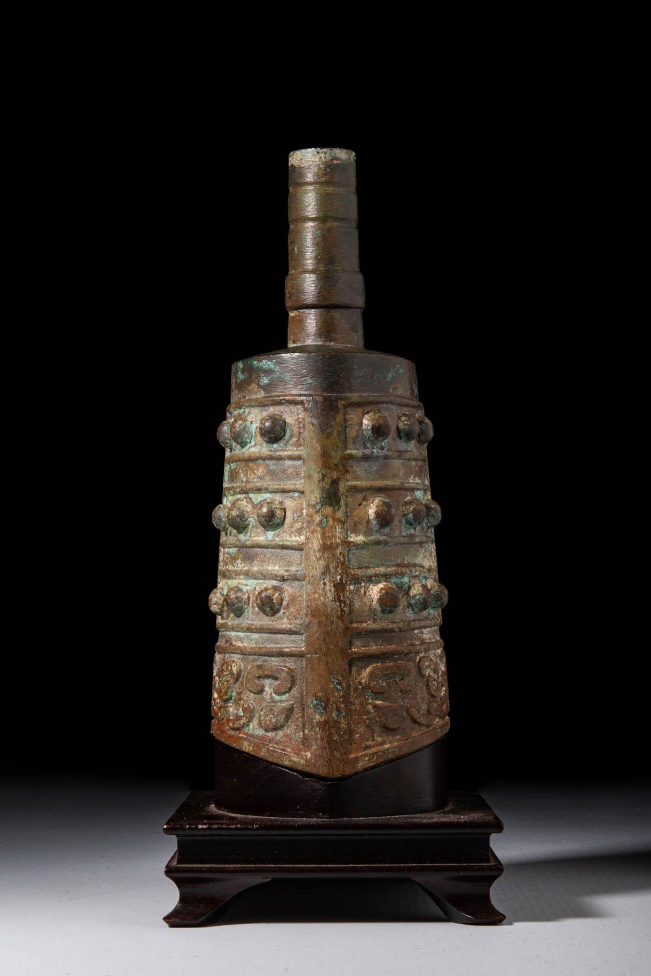 CHINESE BRONZE BELL DECORATED WITH ABSTRACT PHOENIX - Image 3 of 5