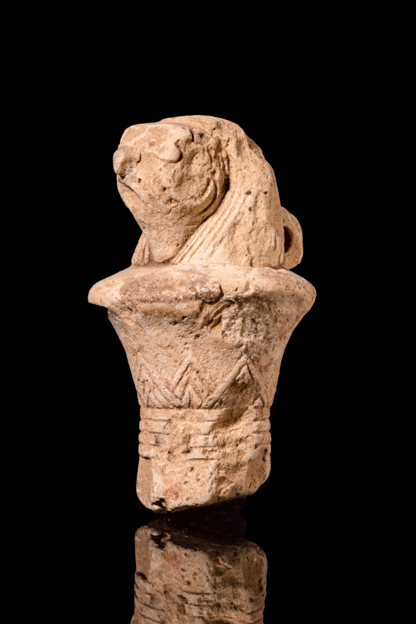 EGYPTIAN COLUMN-SHAPED STOPPER WITH HORUS HEAD - Image 2 of 5