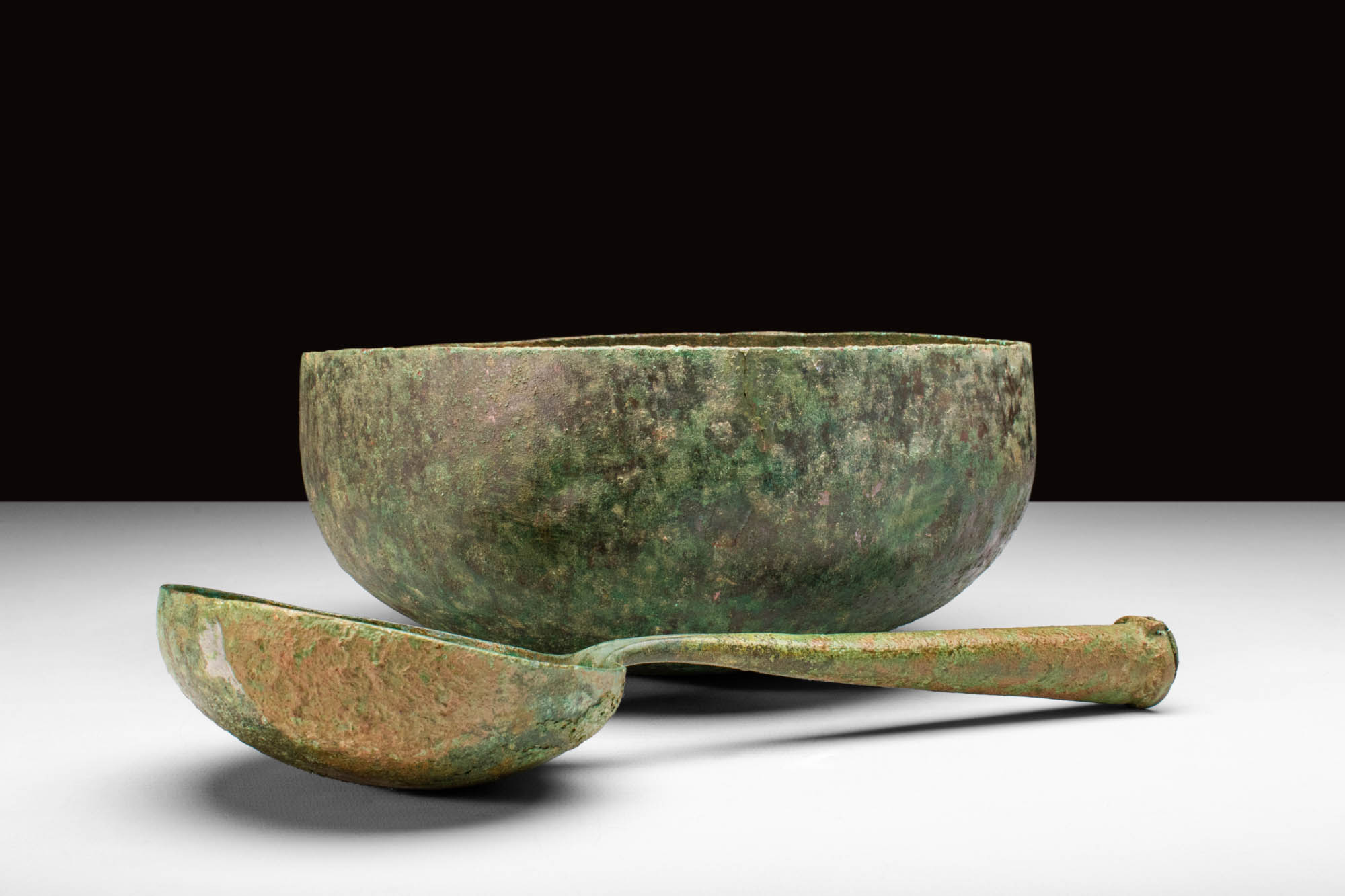 SET OF ETRUSCAN BRONZE BOWL AND LARGE SPOON - Image 2 of 3