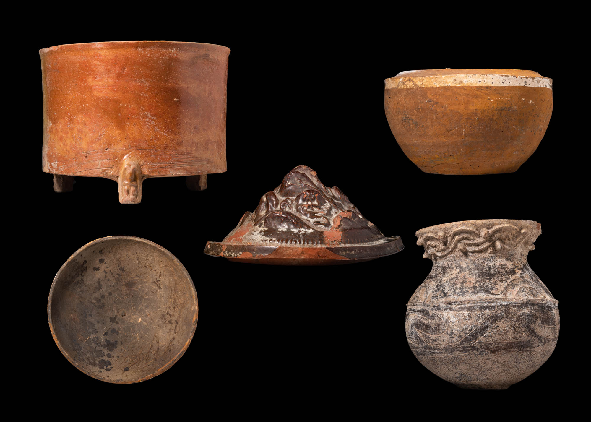 COLLECTION OF FIVE CHINESE NEOLITHIC TO HAN DYNASTY TERRACOTTA PIECES - Image 2 of 13