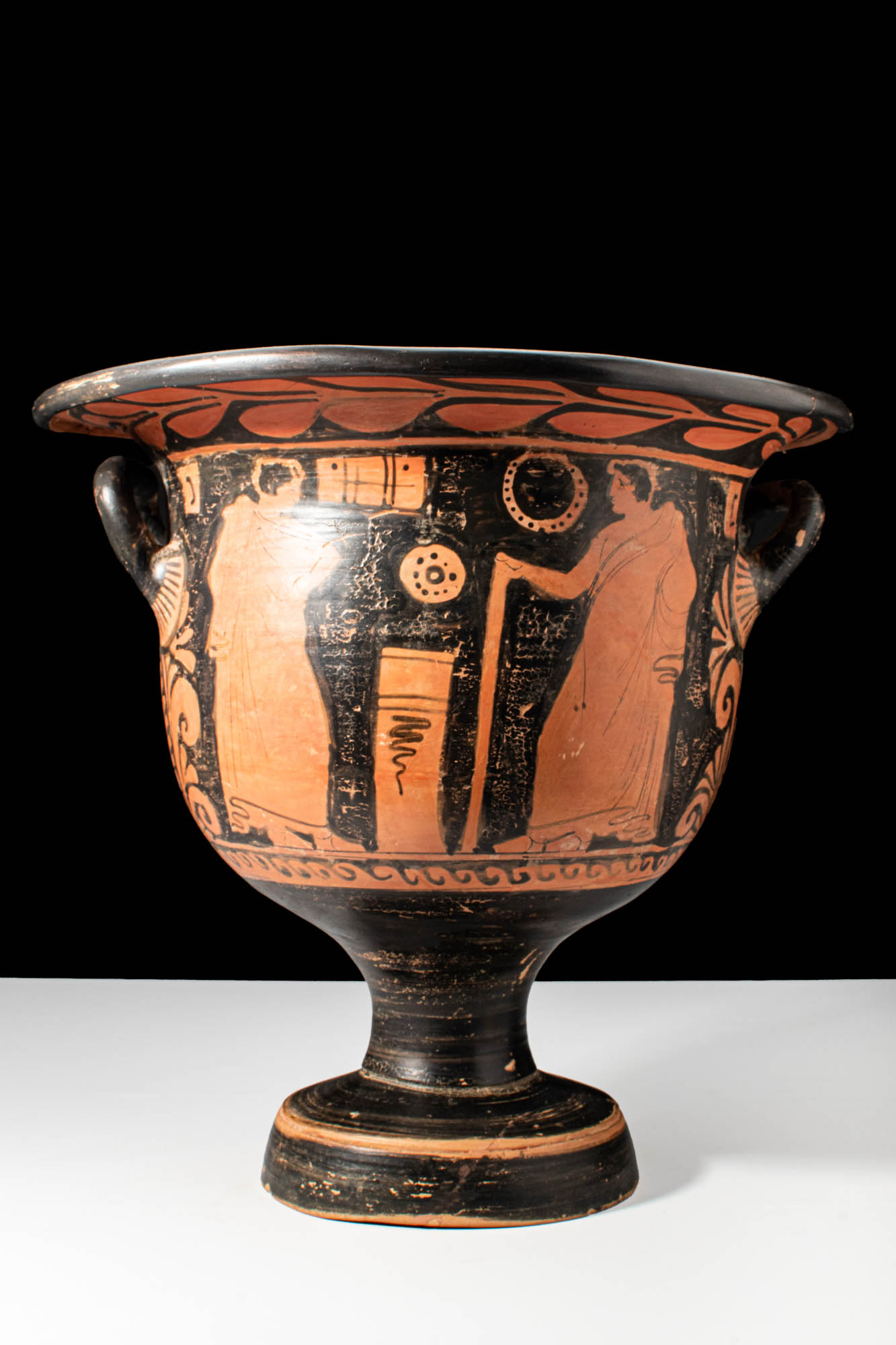 GREEK APULIAN RED-FIGURE BELL KRATER - Image 4 of 7