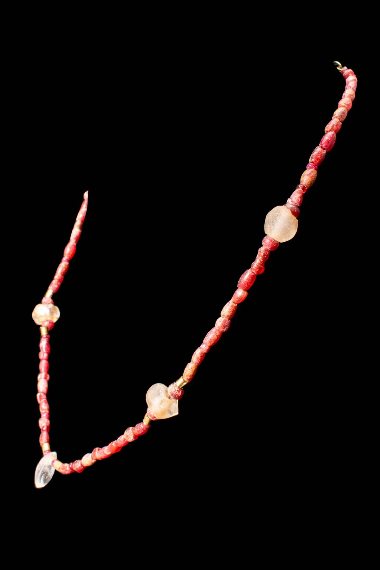 ROMANO-EGYPTIAN CARNELIAN AND ROCK CRYSTAL NECKLACE - Image 2 of 5