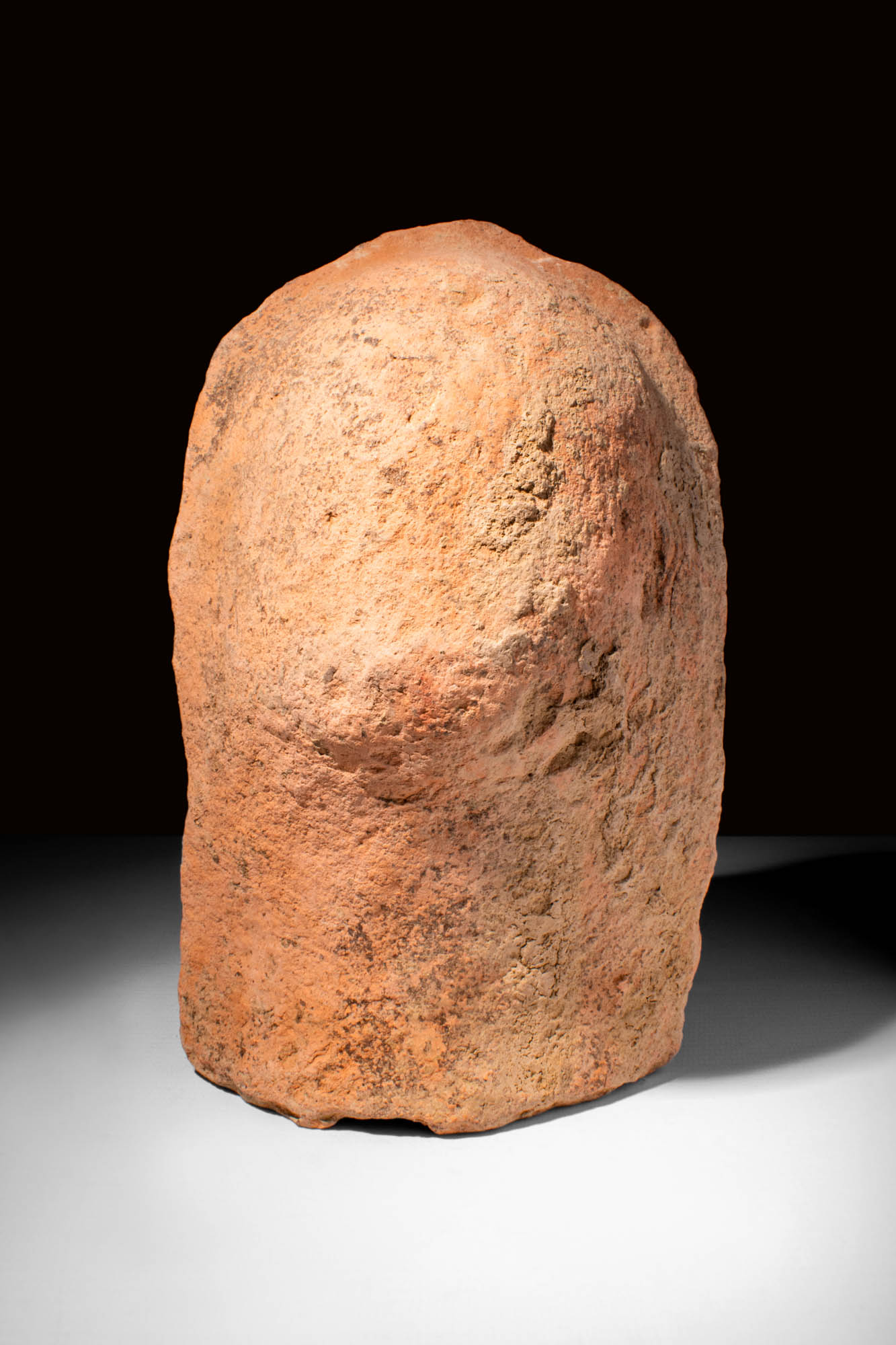 PHOENICIAN TERRACOTTA VOTIVE HEAD OF MAN - Image 4 of 4