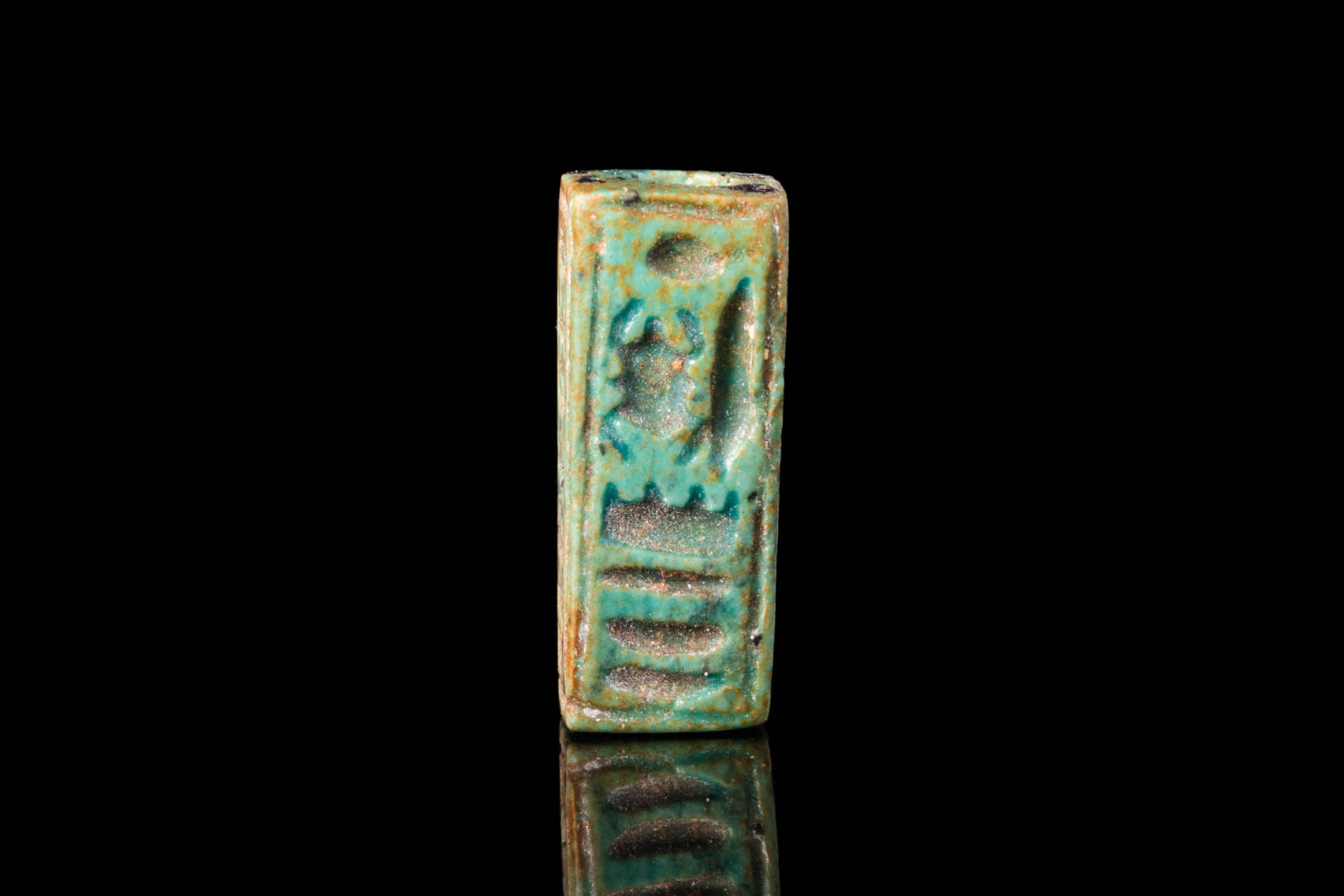 EGYPTIAN GLAZED STEATITE SQUARE SEAL WITH A CARTOUCHE OF TUTHMOSIS III - Image 3 of 3