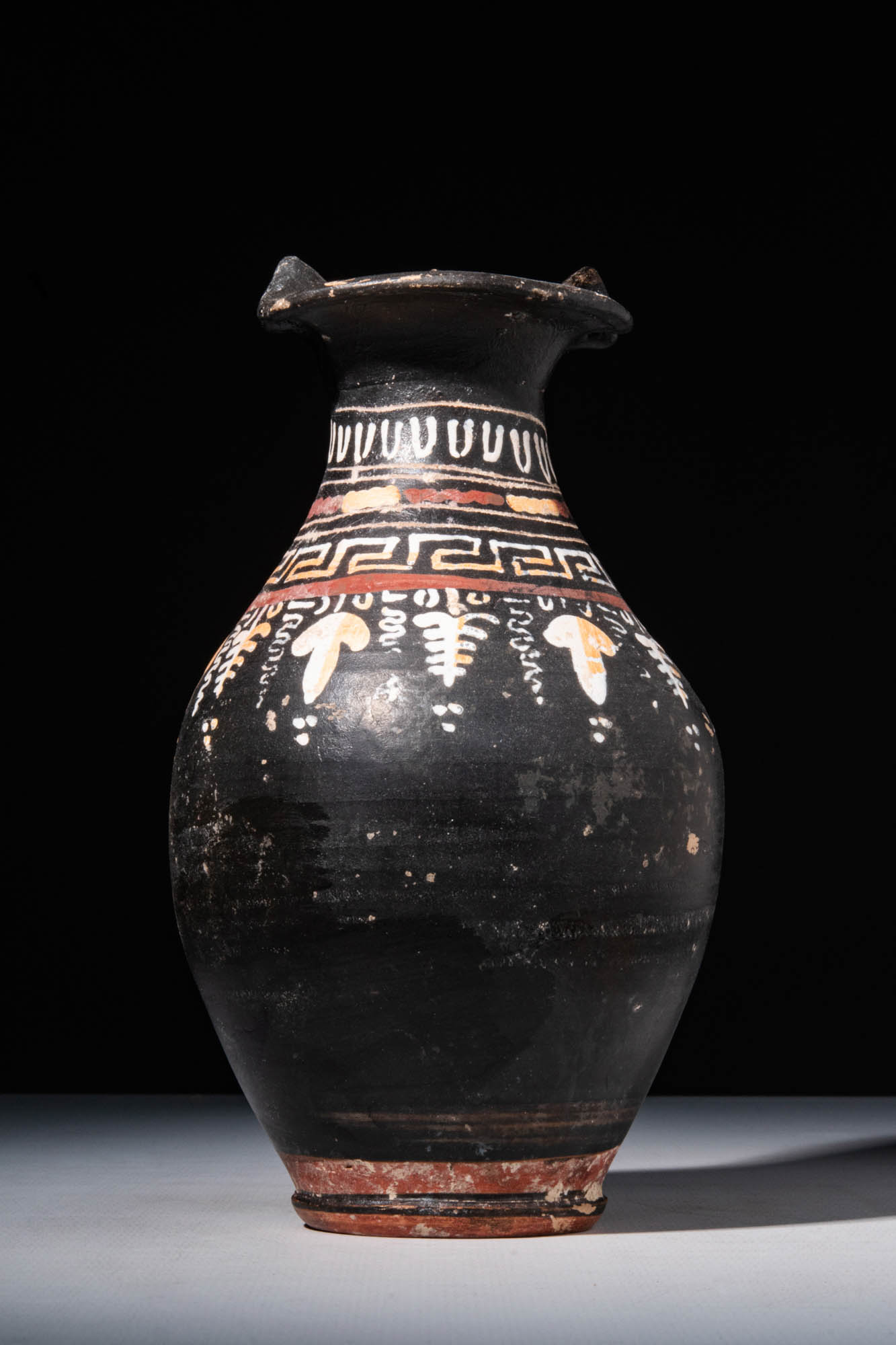 GNATHIAN BLACK-GLAZED POTTERY OINOCHOE