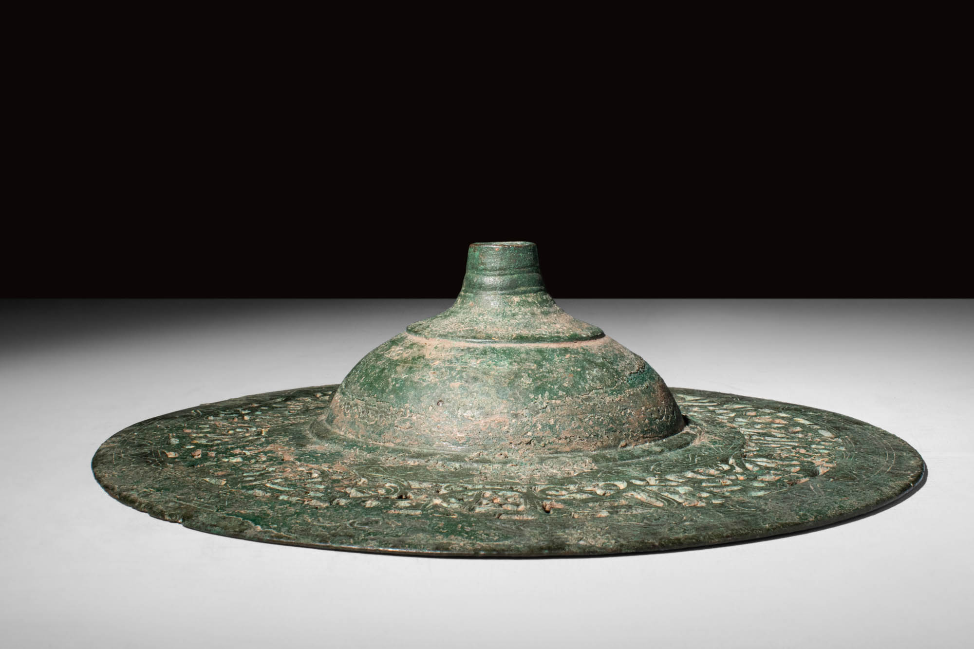 MEDIEVAL SELJUK BRONZE DECORATED BUCKLER - Image 4 of 4