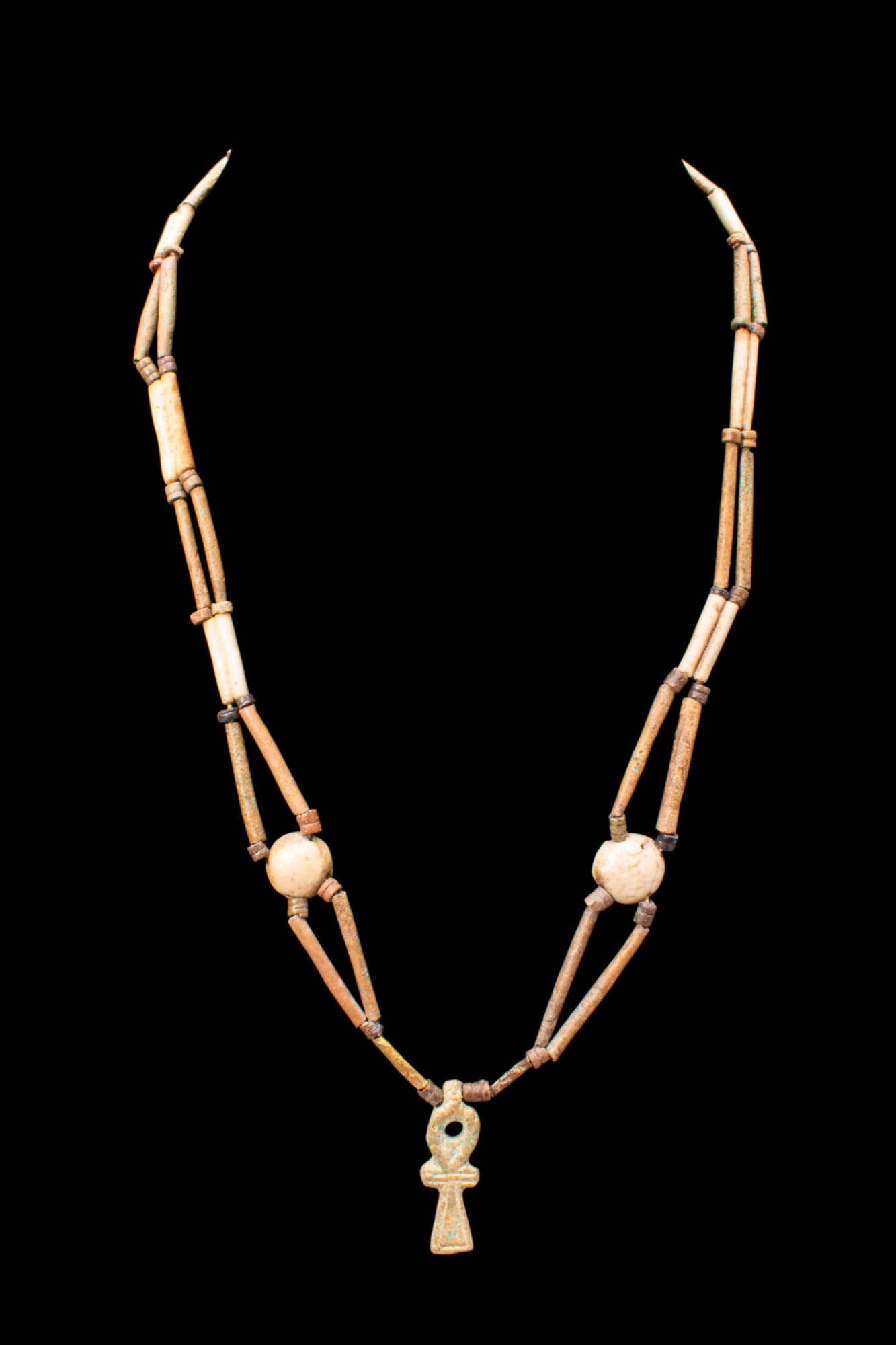 EGYPTIAN FAIENCE NECKLACE WITH ANCH PENDANT