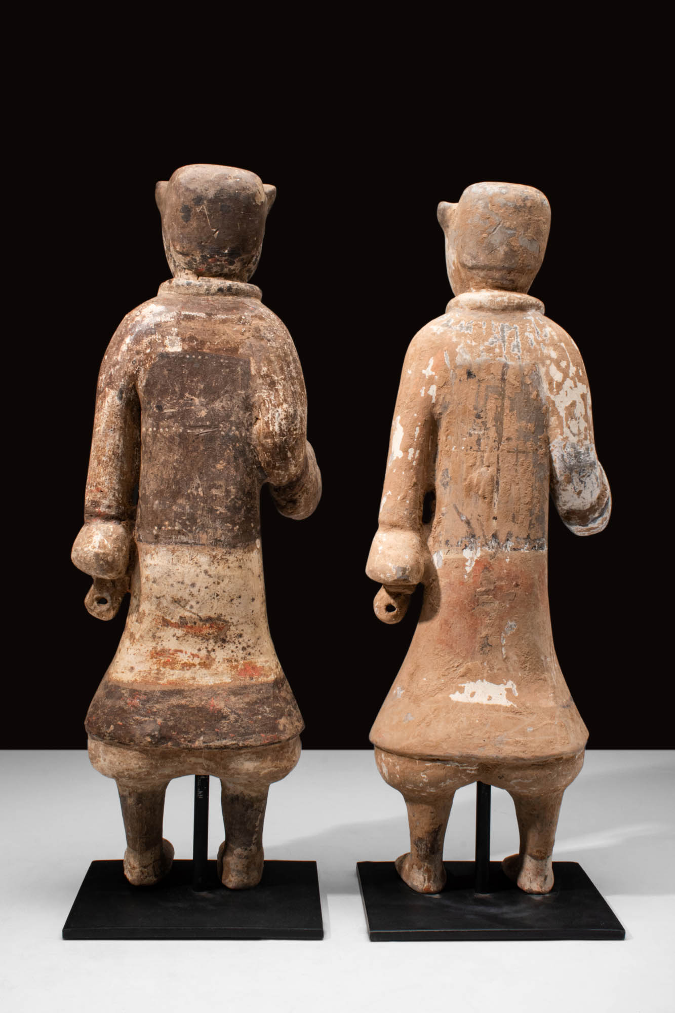 PAIR OF CHINESE HAN DYNASTY TERRACOTTA WARRIORS - Image 4 of 7