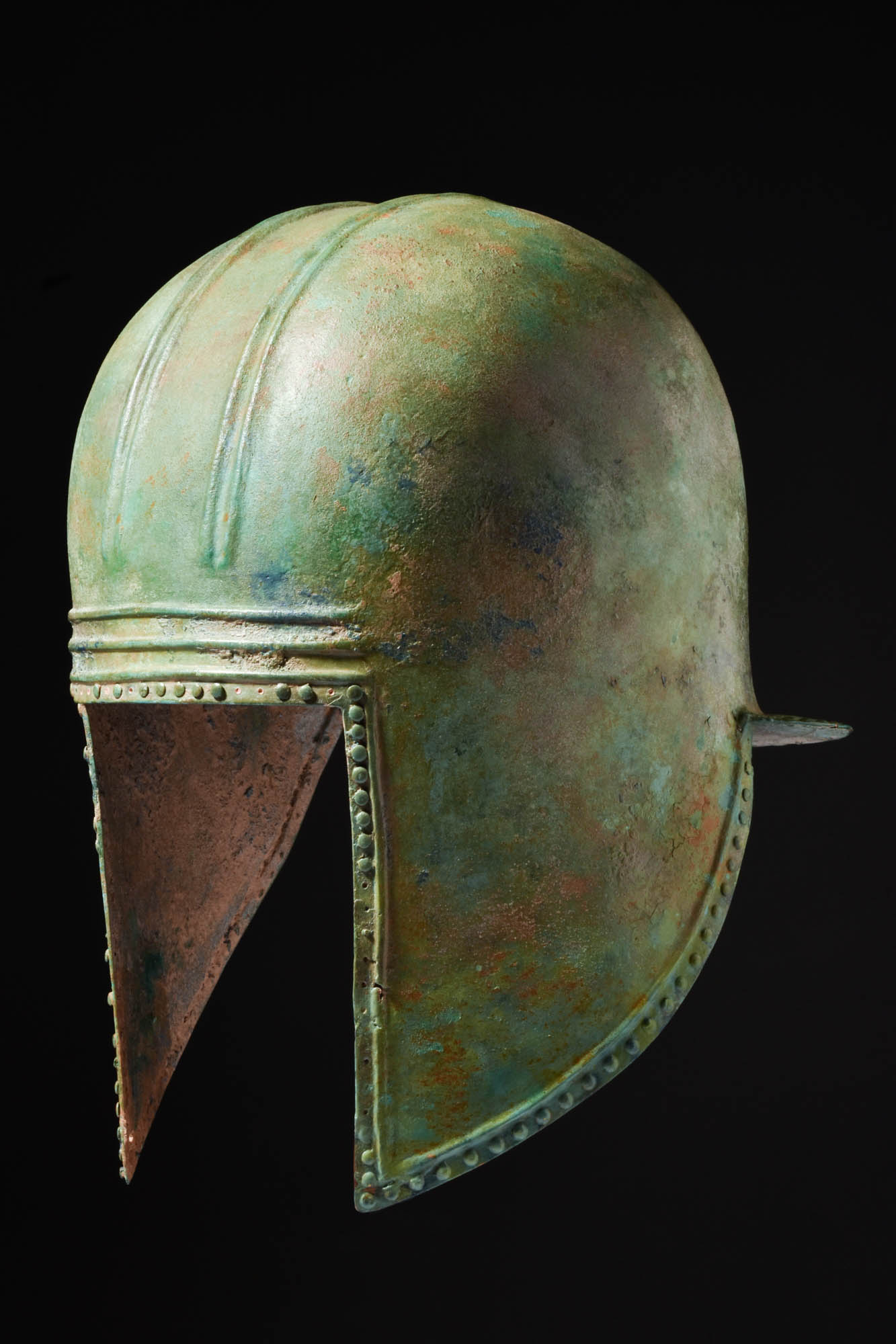 OUTSTANDING ANCIENT GREEK ILLYRIAN BRONZE HELMET - Image 3 of 6