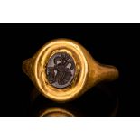 SASANIAN GOLD FINGER RING