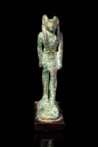 EGYPTIAN LATE PERIOD ANUBIS STATUETTE