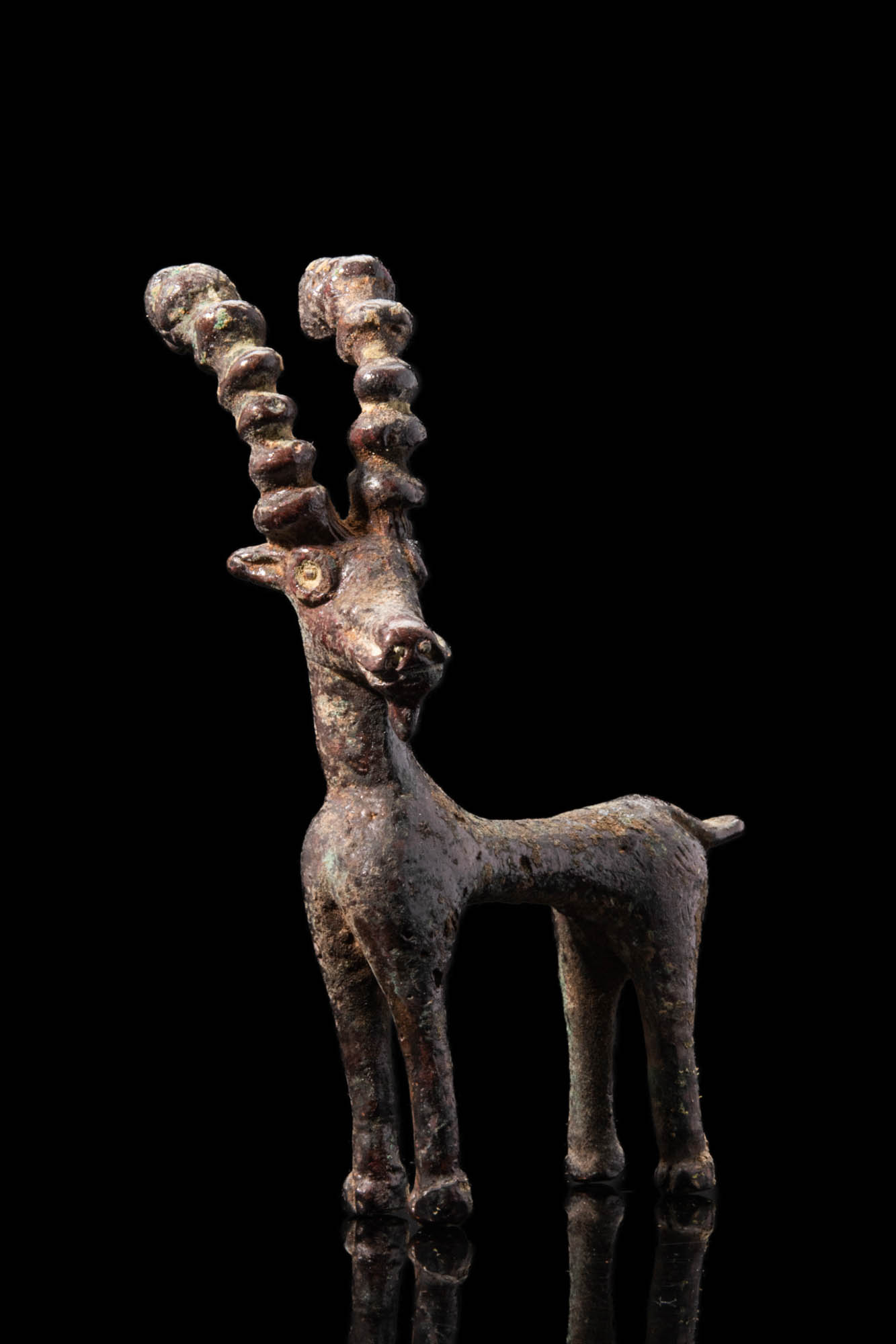 LARGE WESTERN ASIATIC BRONZE IBEX FIGURINE WITH INLAID EYES - Image 2 of 4