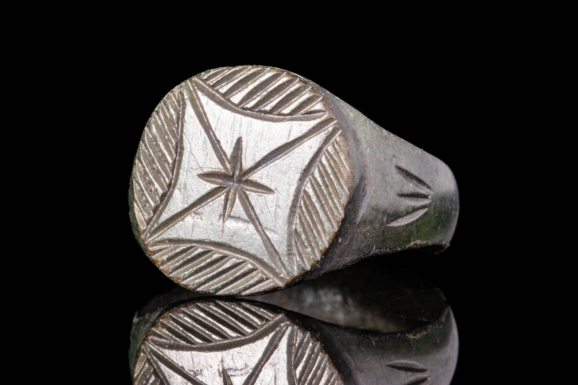 CRUSADERS BRONZE RING WITH STAR OF BETHLEHEM