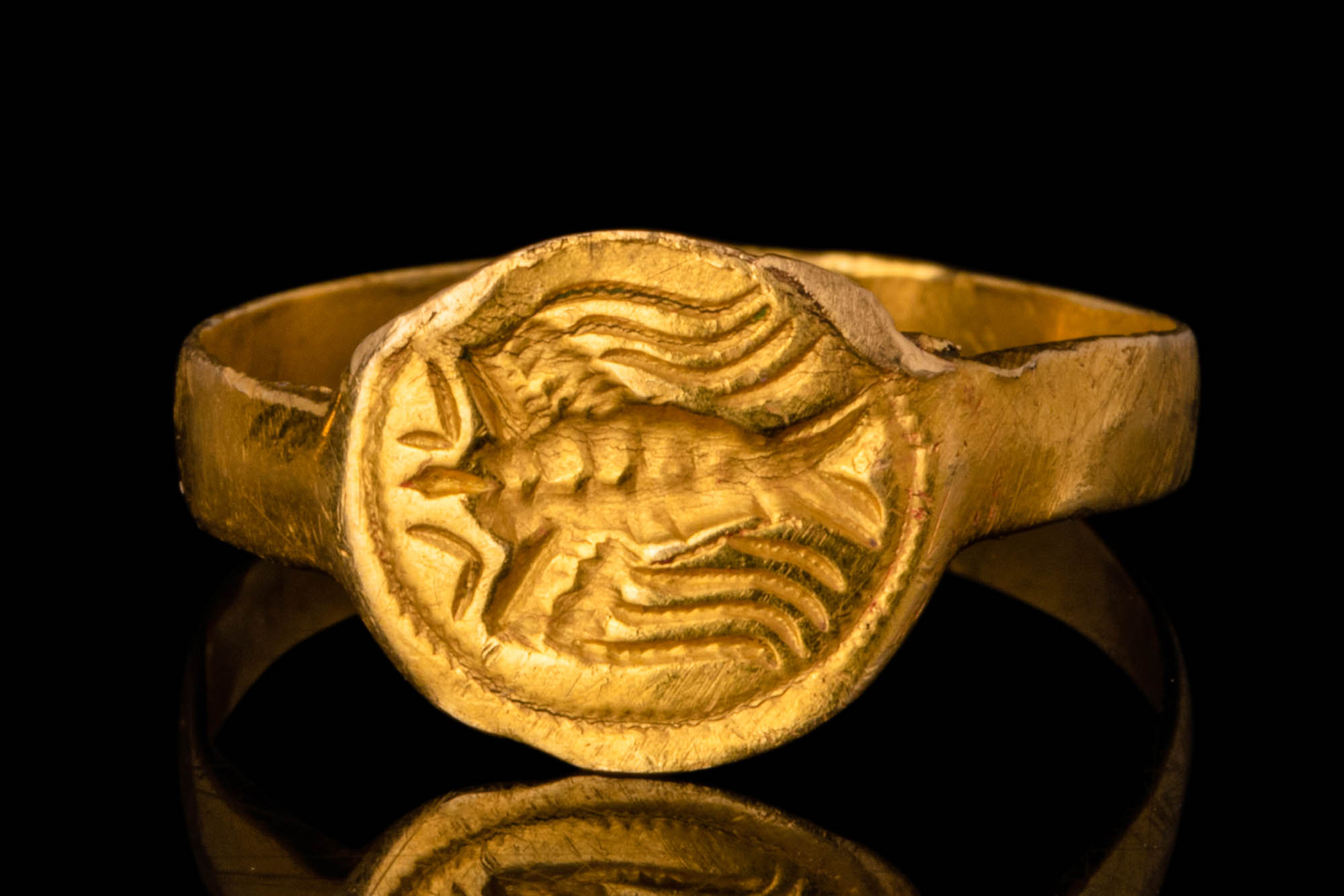 GREEK HELLENISTIC GOLD RING WITH BIRD WITH SPREAD WINGS - Bild 2 aus 6