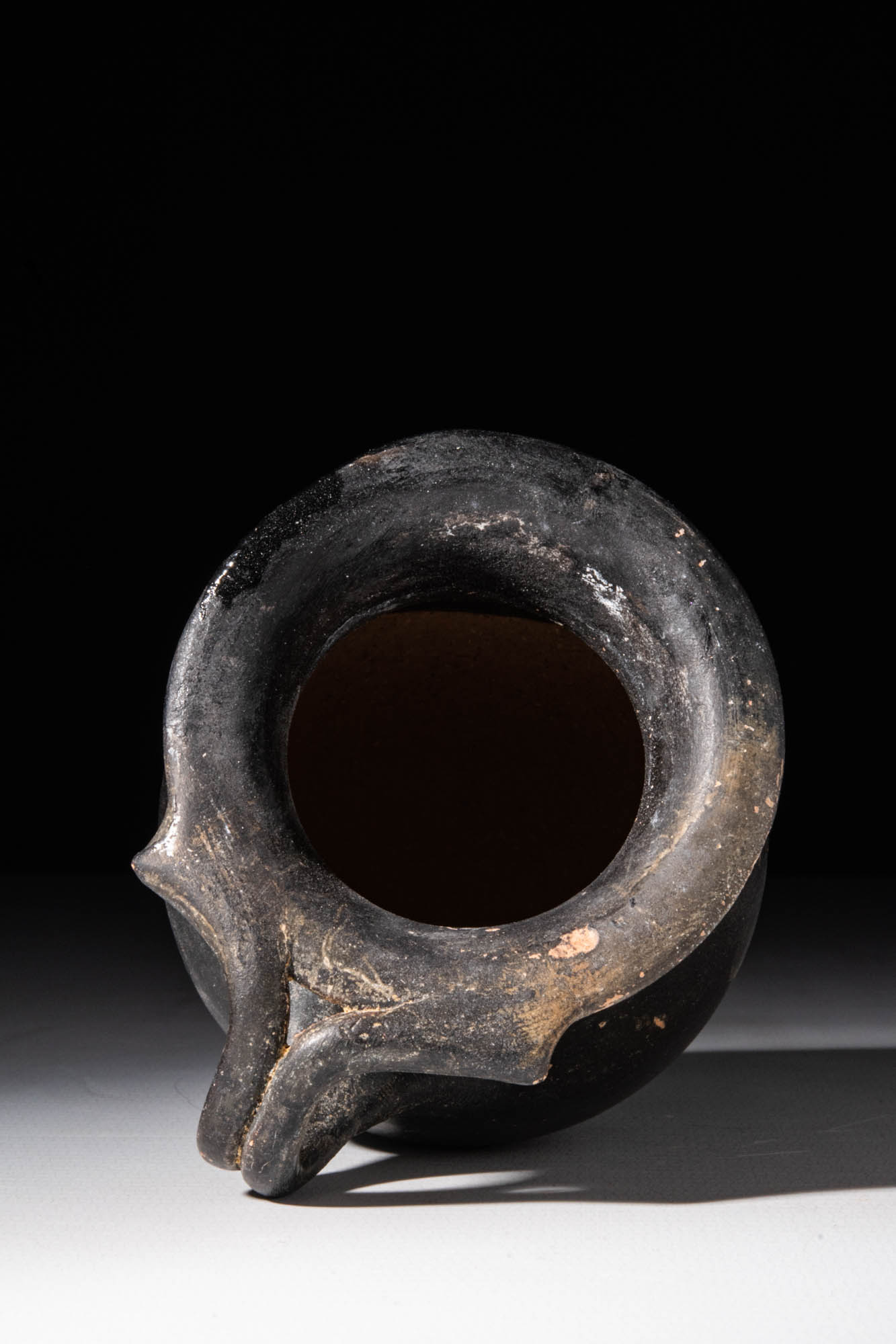 GREEK BLACK-GLAZE JUG WITH HANDLE - Image 5 of 5