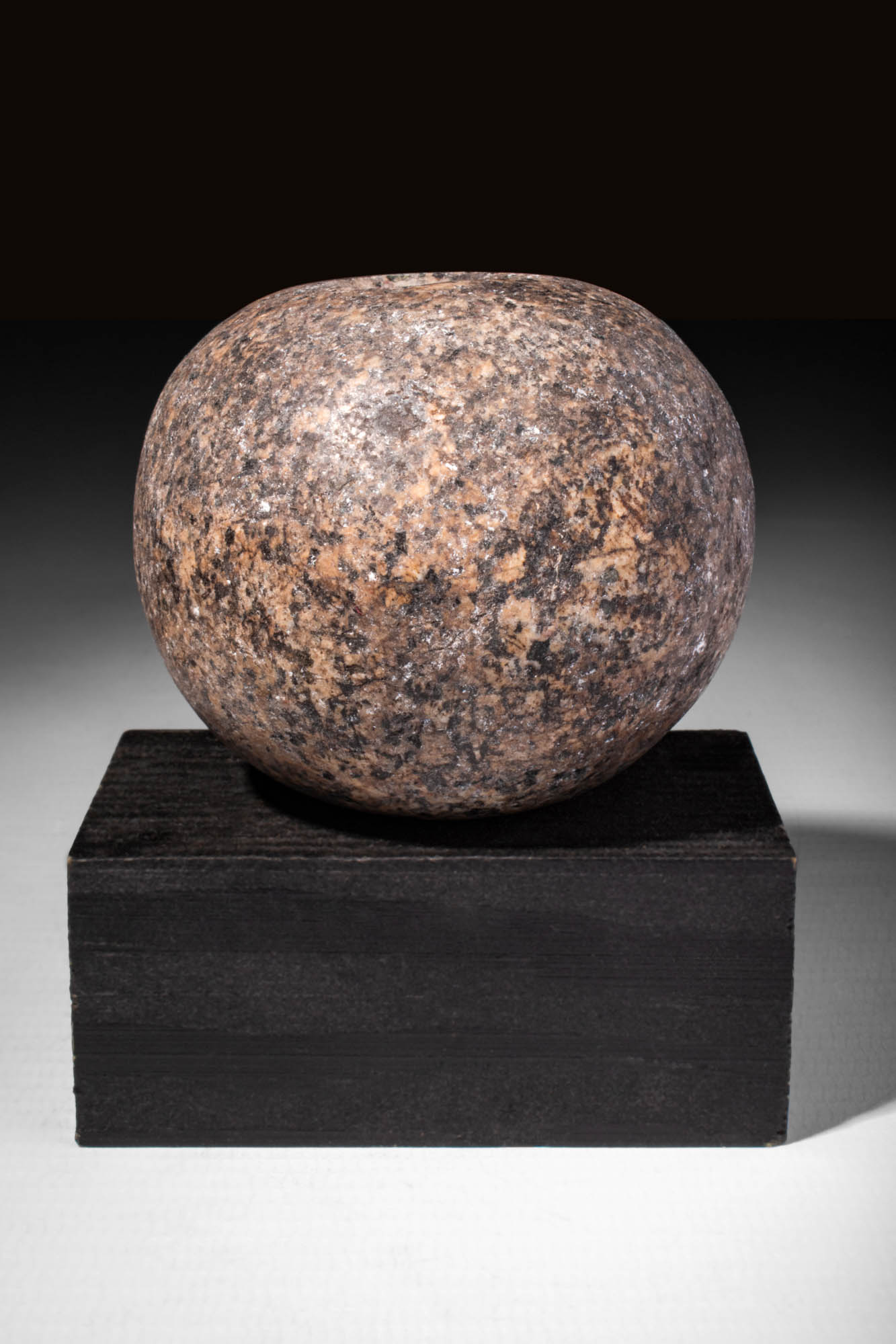 EGYPTIAN STONE MACE HEAD - Image 2 of 2