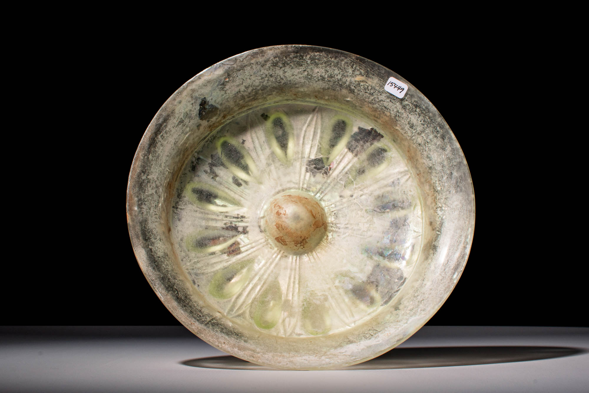 GREEK GLASS PHIALE DECORATED WITH ROSETTE