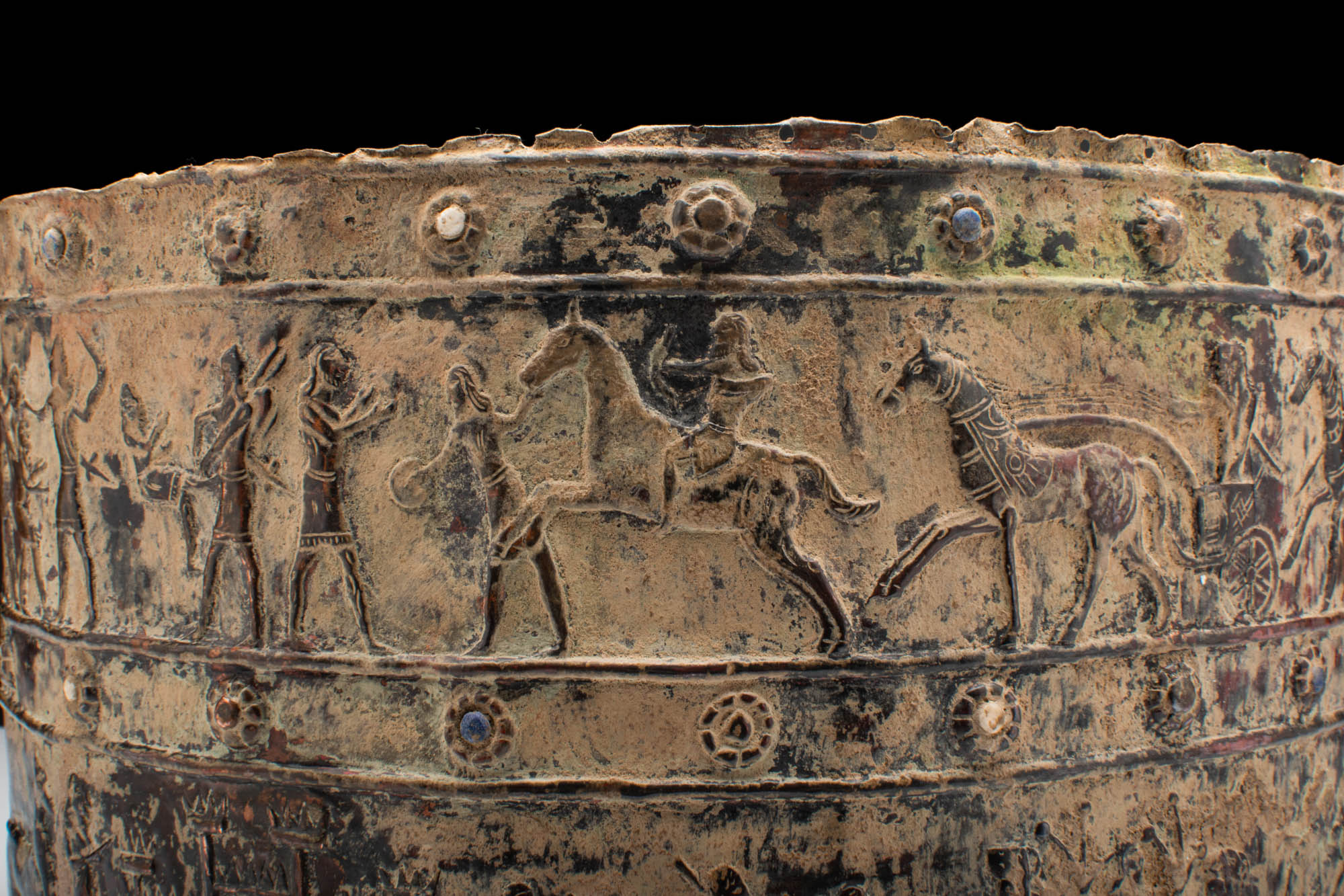 URARTIAN DECORATED BRONZE BELT DEPICTING CHARIOTS - Image 6 of 7