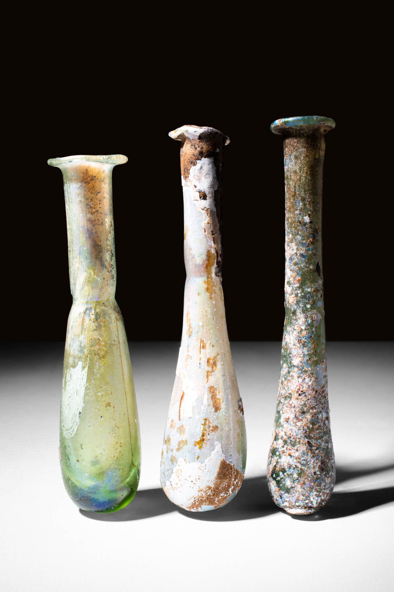COLLECTION OF THREE ROMAN GLASS VESSELS - Image 2 of 4