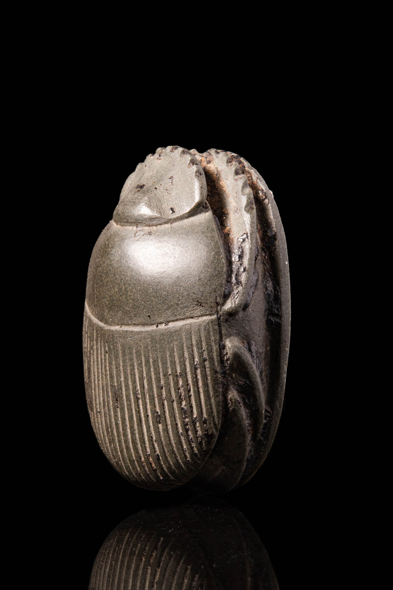 EGYPTIAN BLACK STONE HEART SCARAB - Image 2 of 3