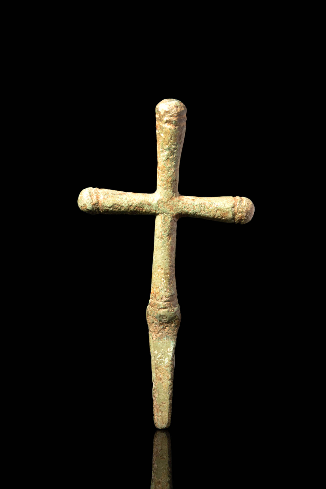 LARGE BYZANTINE BRONZE ASTILE PROCESSIONAL CROSS - Image 3 of 3