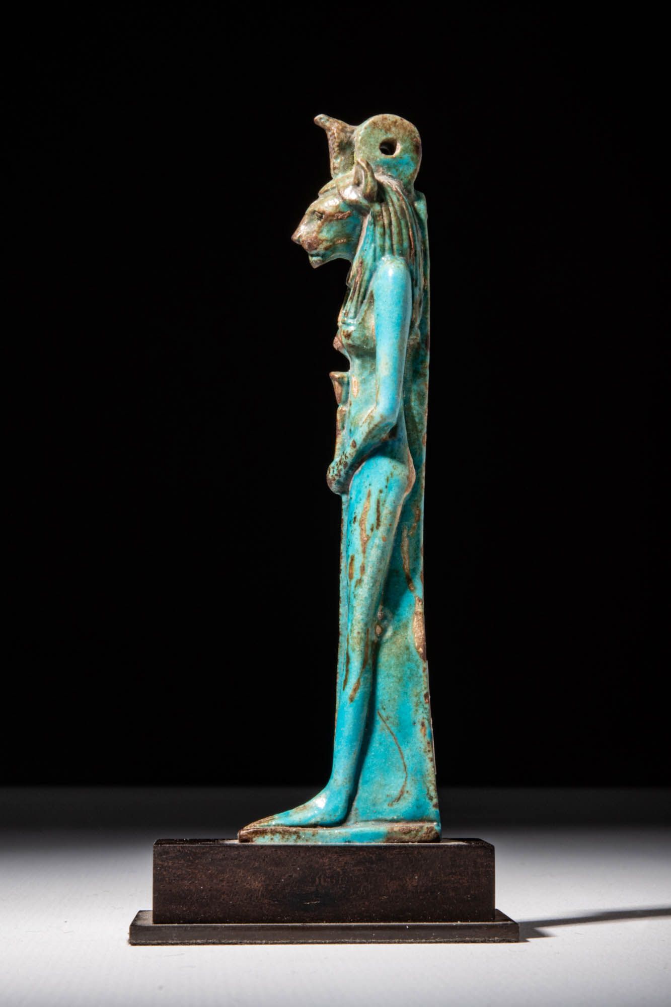 TALL EGYPTIAN FAIENCE STATUETTE OF THE GODDESS SEKHMET - Image 6 of 7