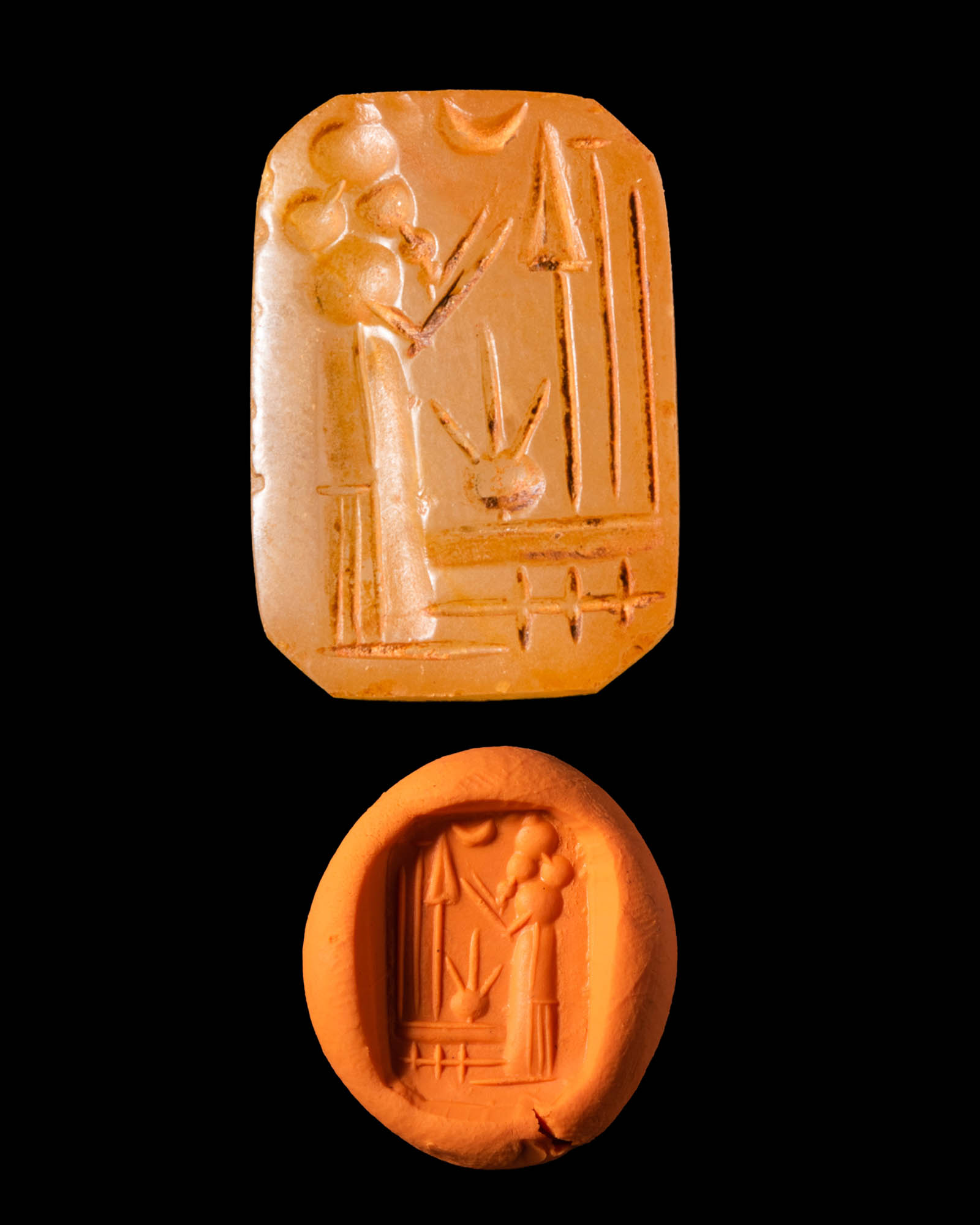 NEO - BABYLONIAN STAMP SEAL DEPICTING AN ALTAR WITH EMBLEMS OF MARDUK AND NABU