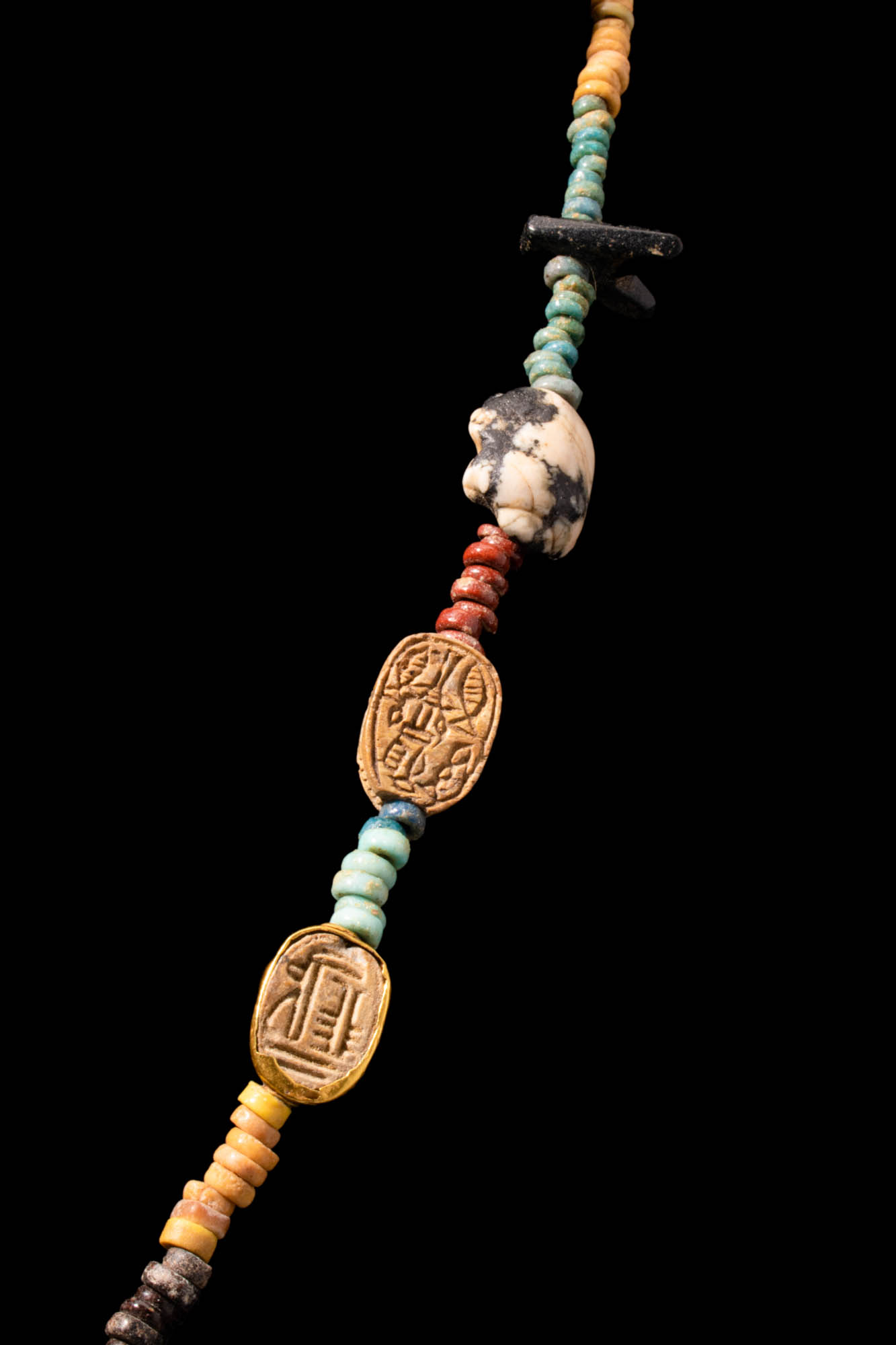 EGYPTIAN FAIENCE NECKLACE WITH RARE SCARABS - Image 6 of 8