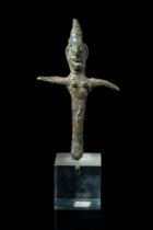 PHOENICIAN STATUETTE CRUCIFORM SHAPED DEPICTING A GODDESS